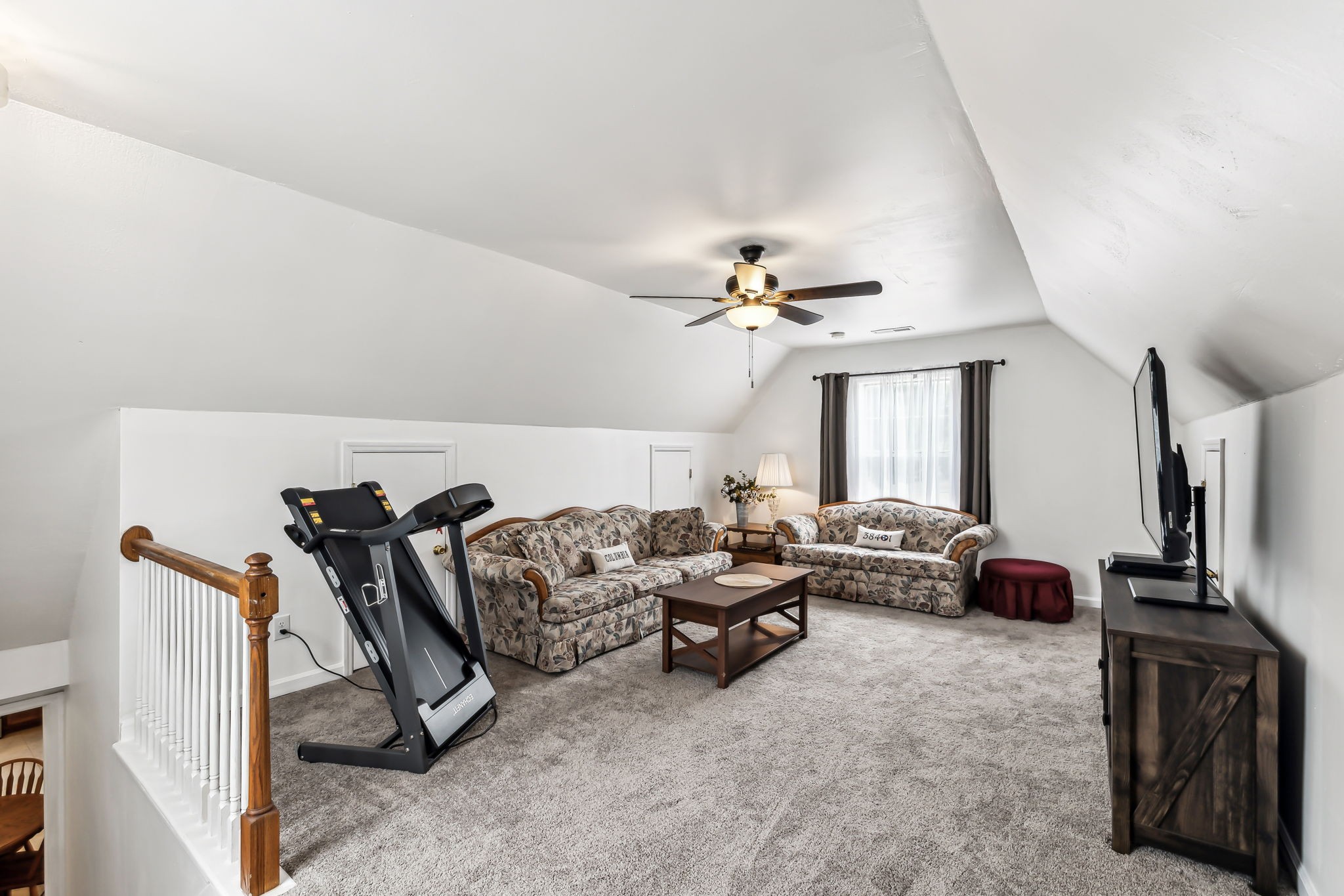 3005 Glenstone Dr