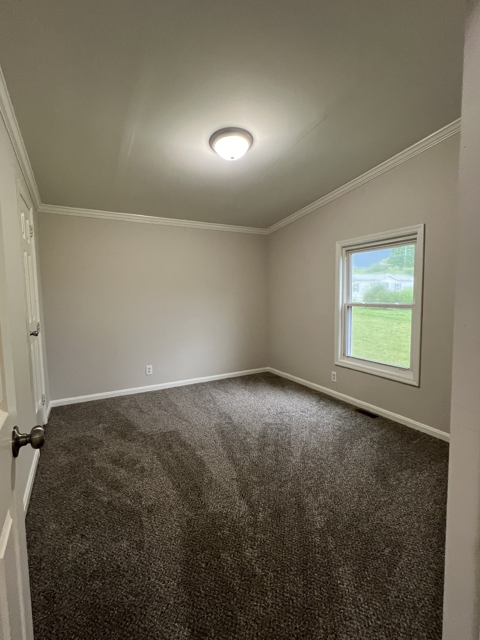 305 Blue Door Rd