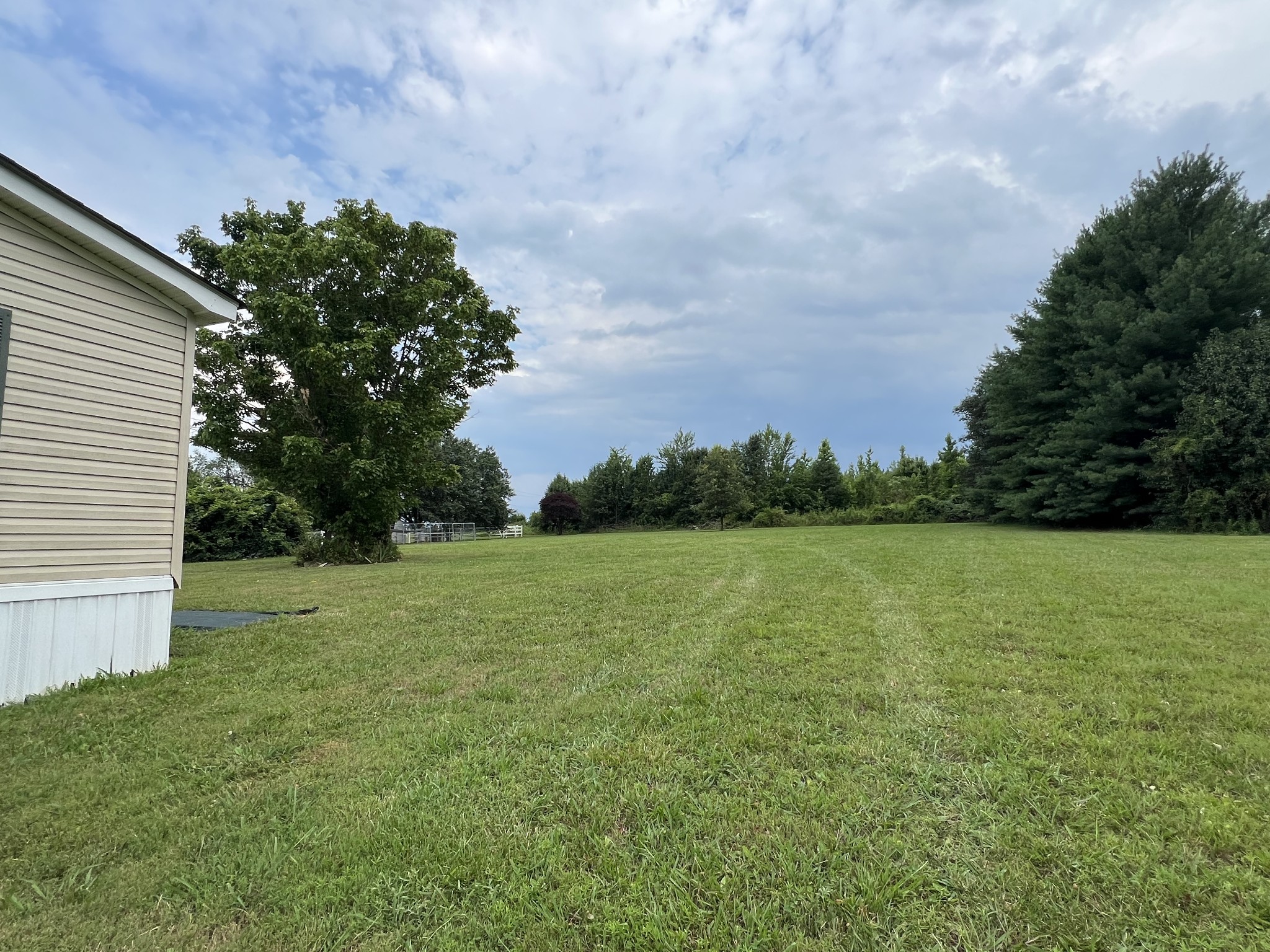 305 Blue Door Rd