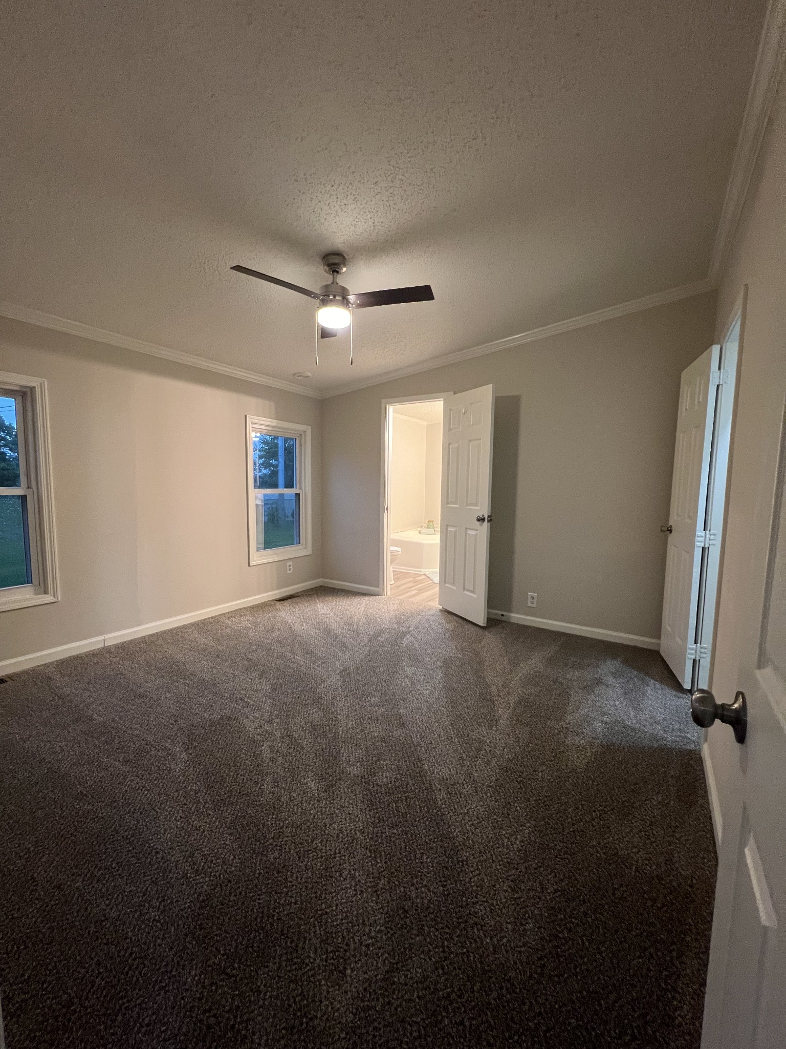 305 Blue Door Rd