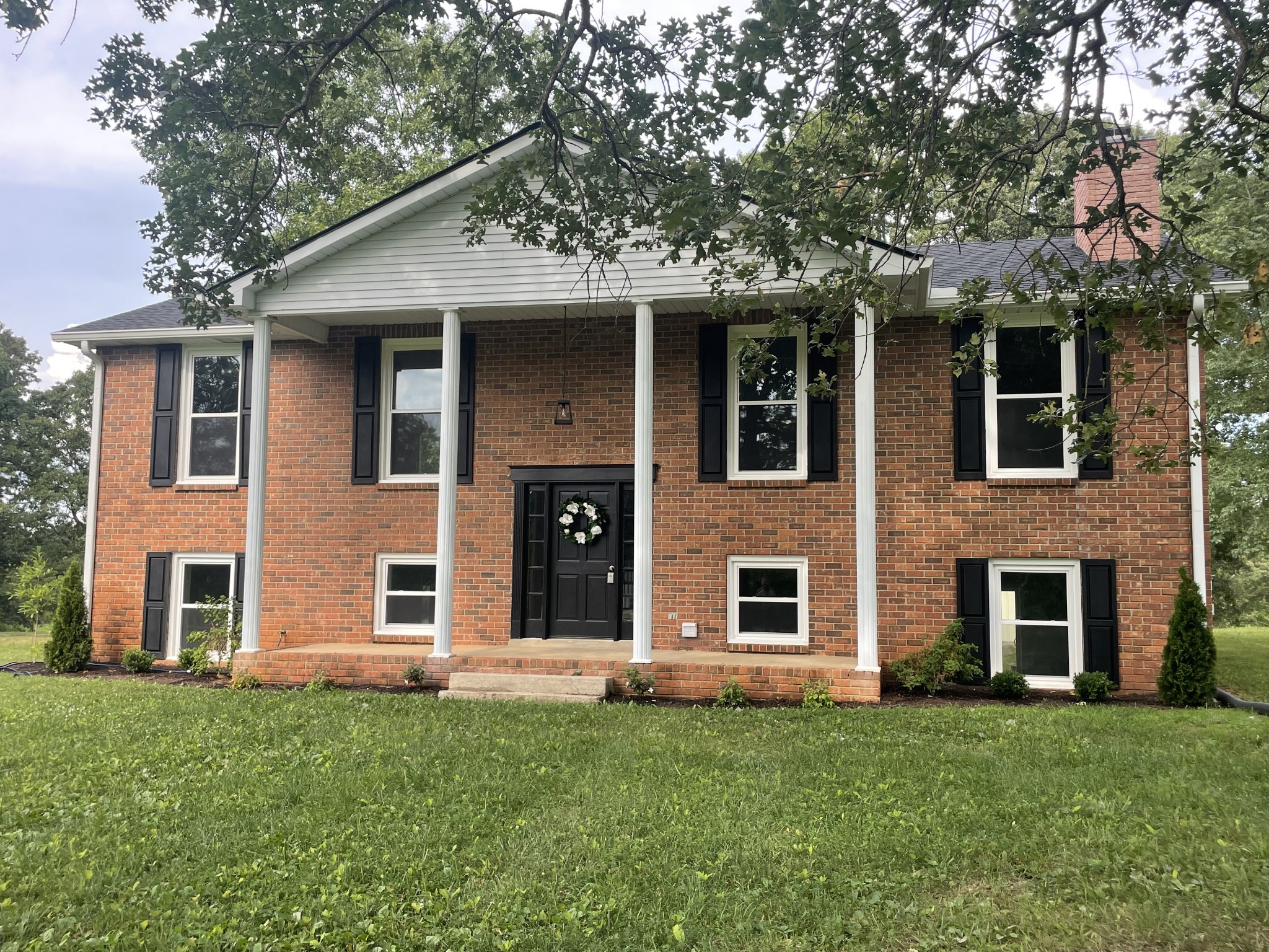 9359 Highway 49E