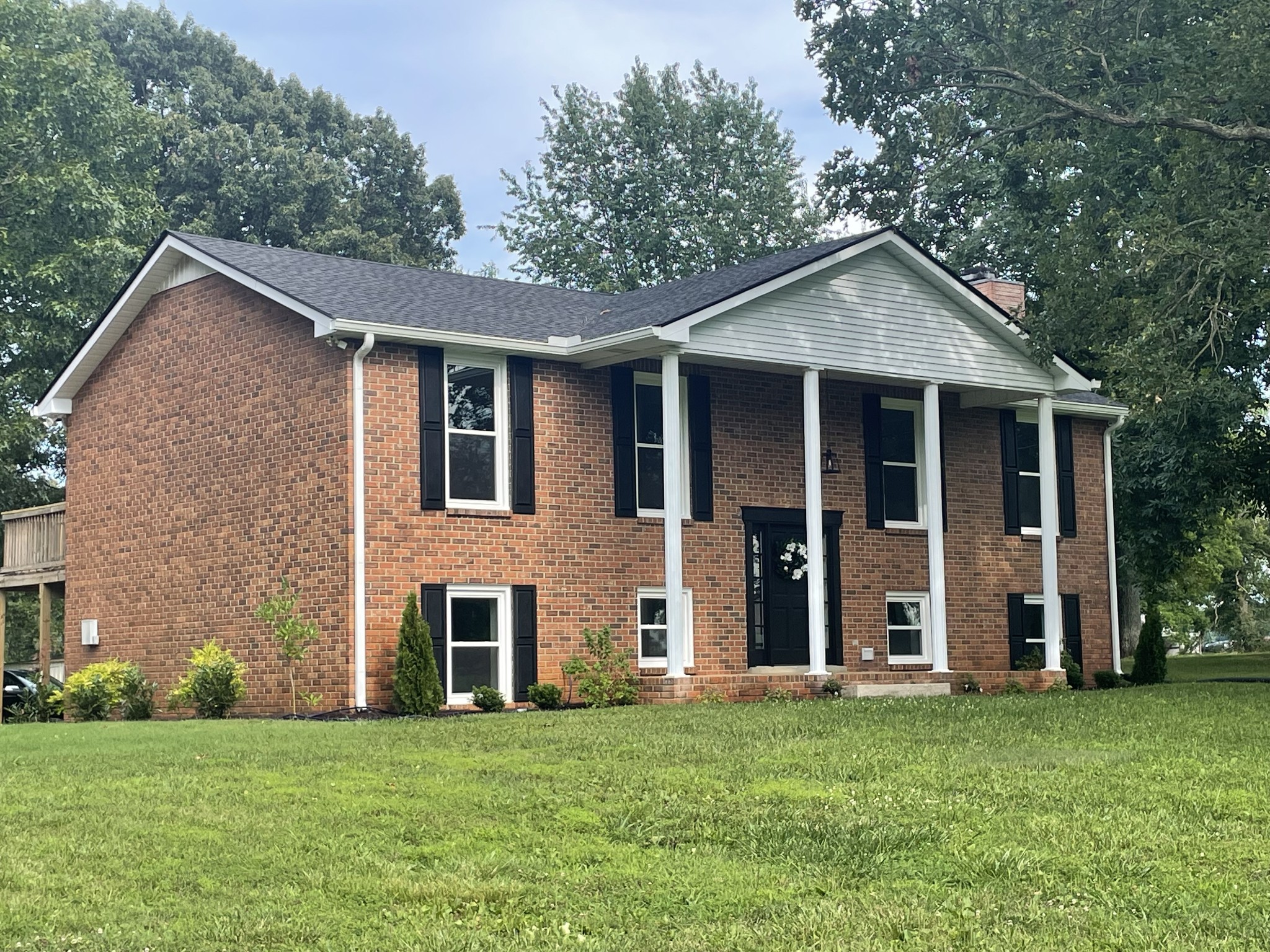9359 Highway 49E