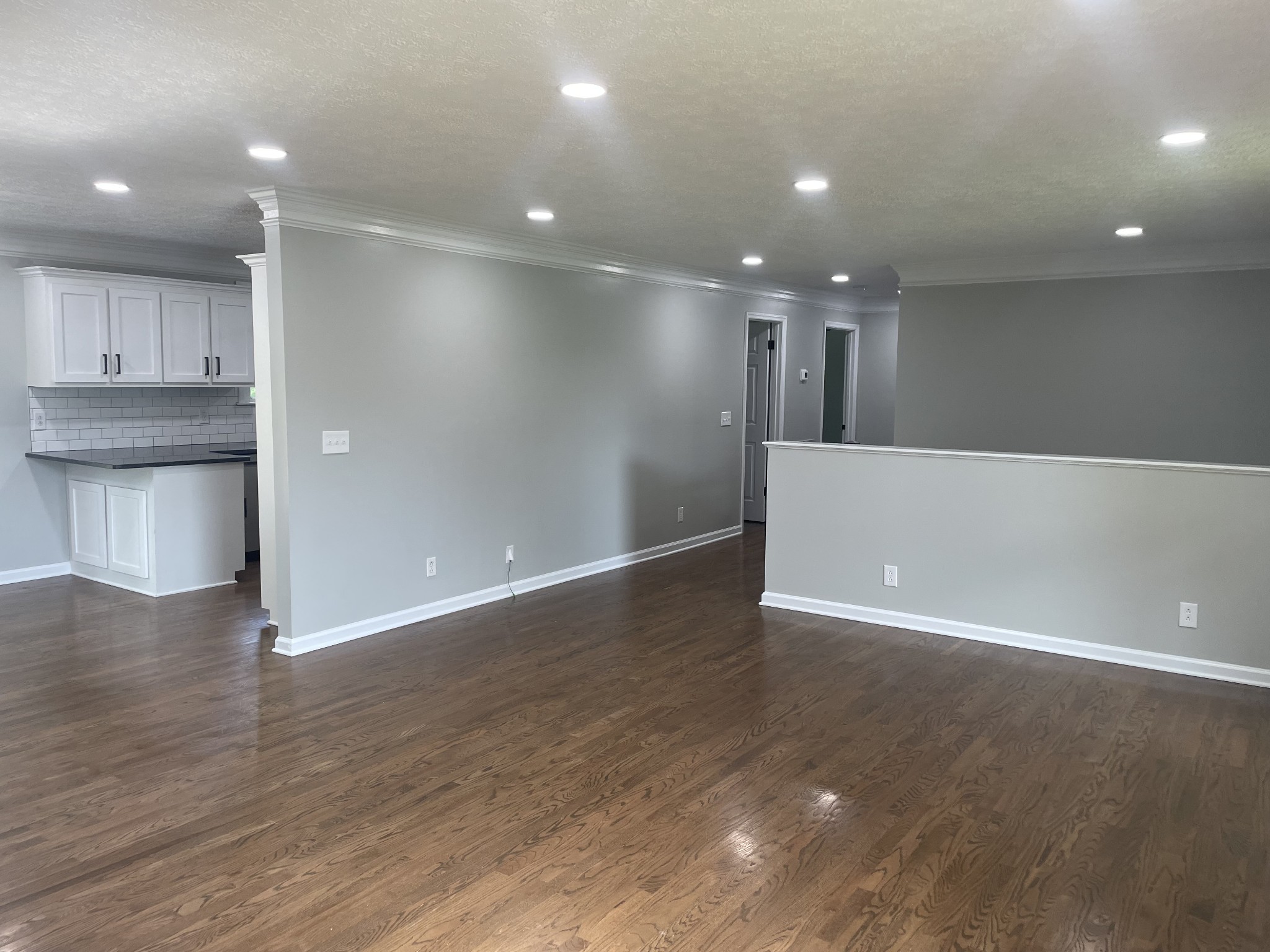 9359 Highway 49E
