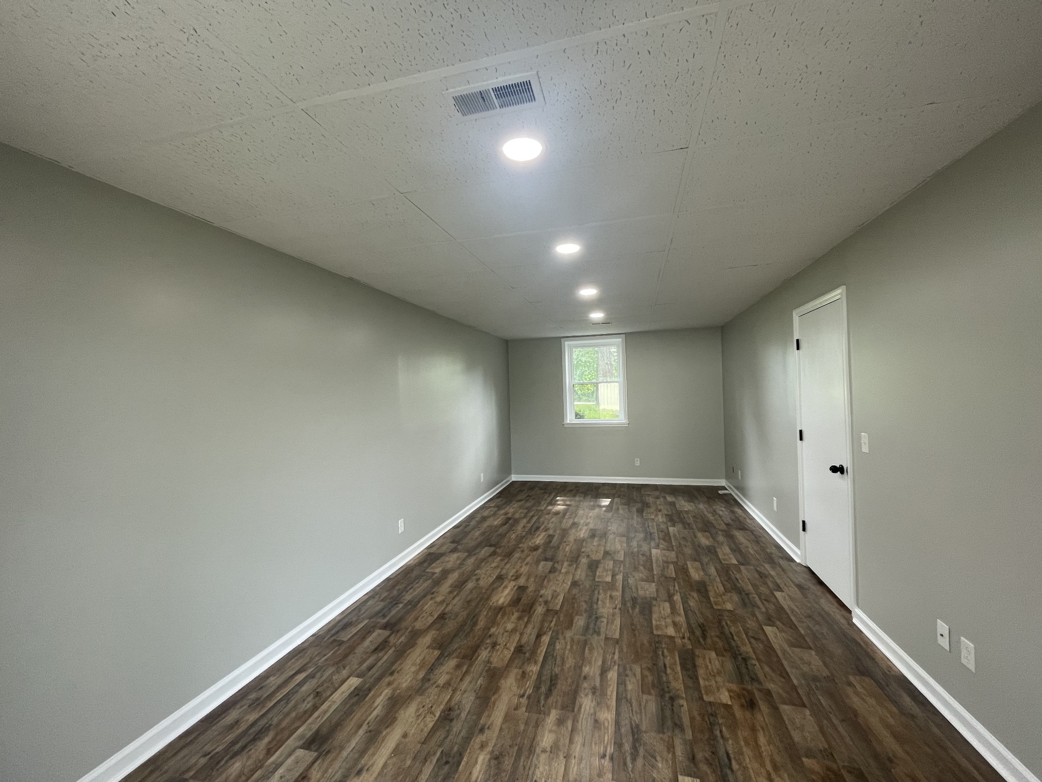 9359 Highway 49E