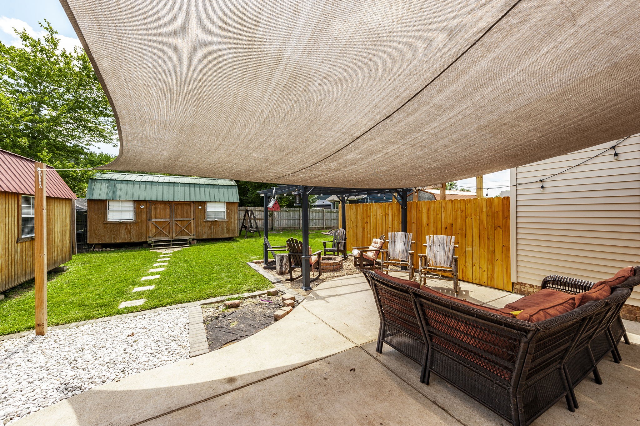 118 Thacker Dr