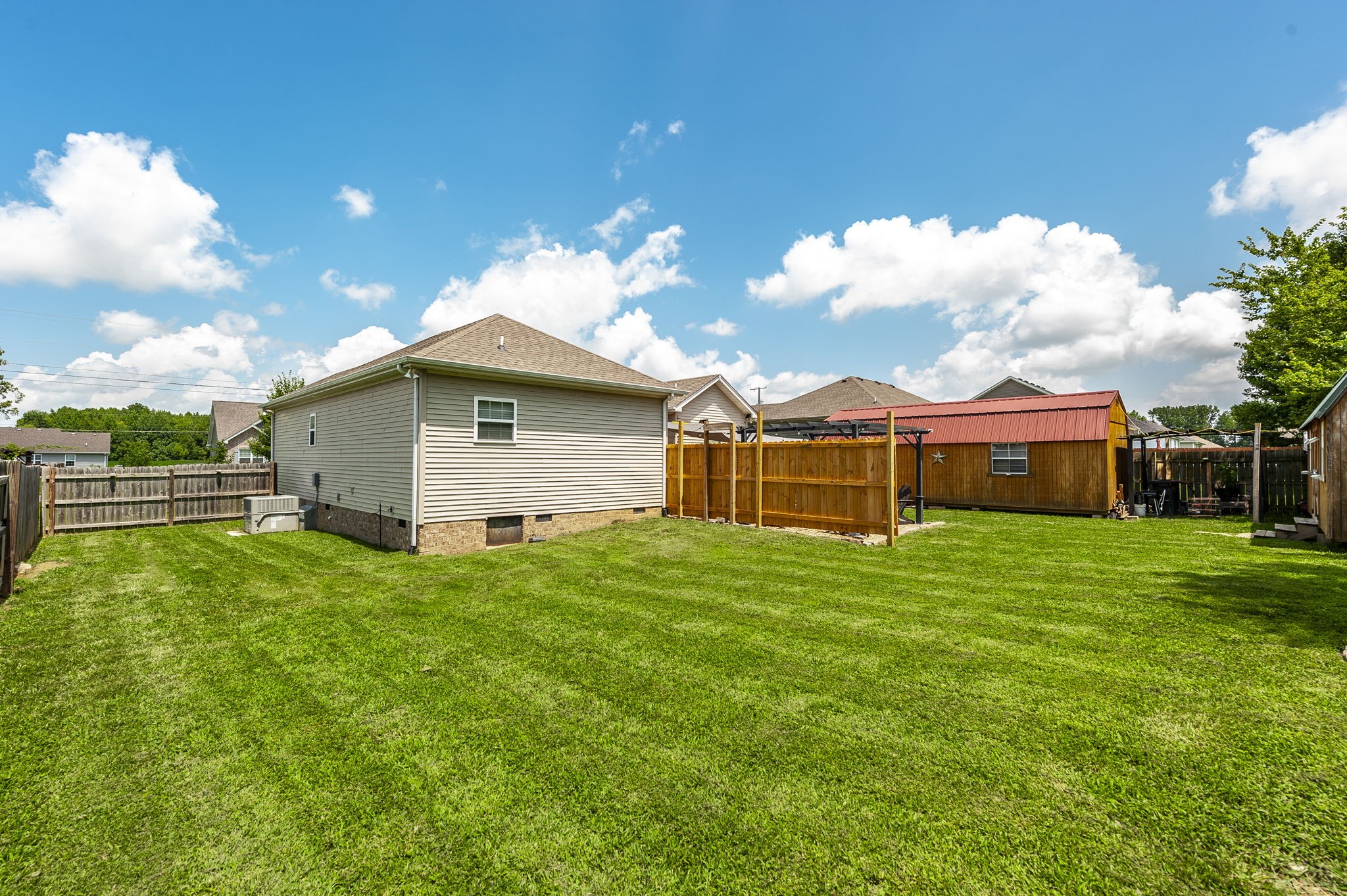 118 Thacker Dr