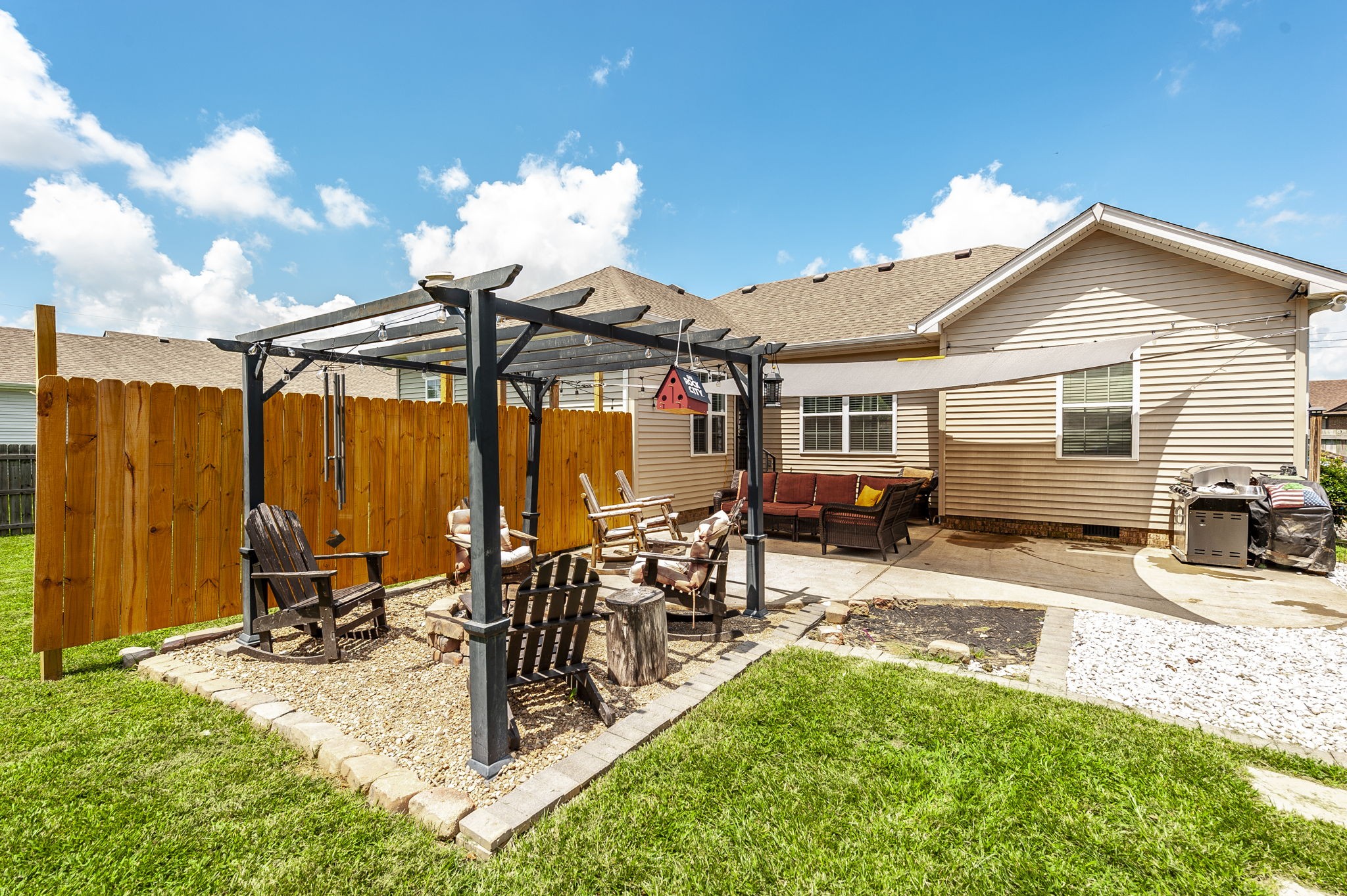 118 Thacker Dr
