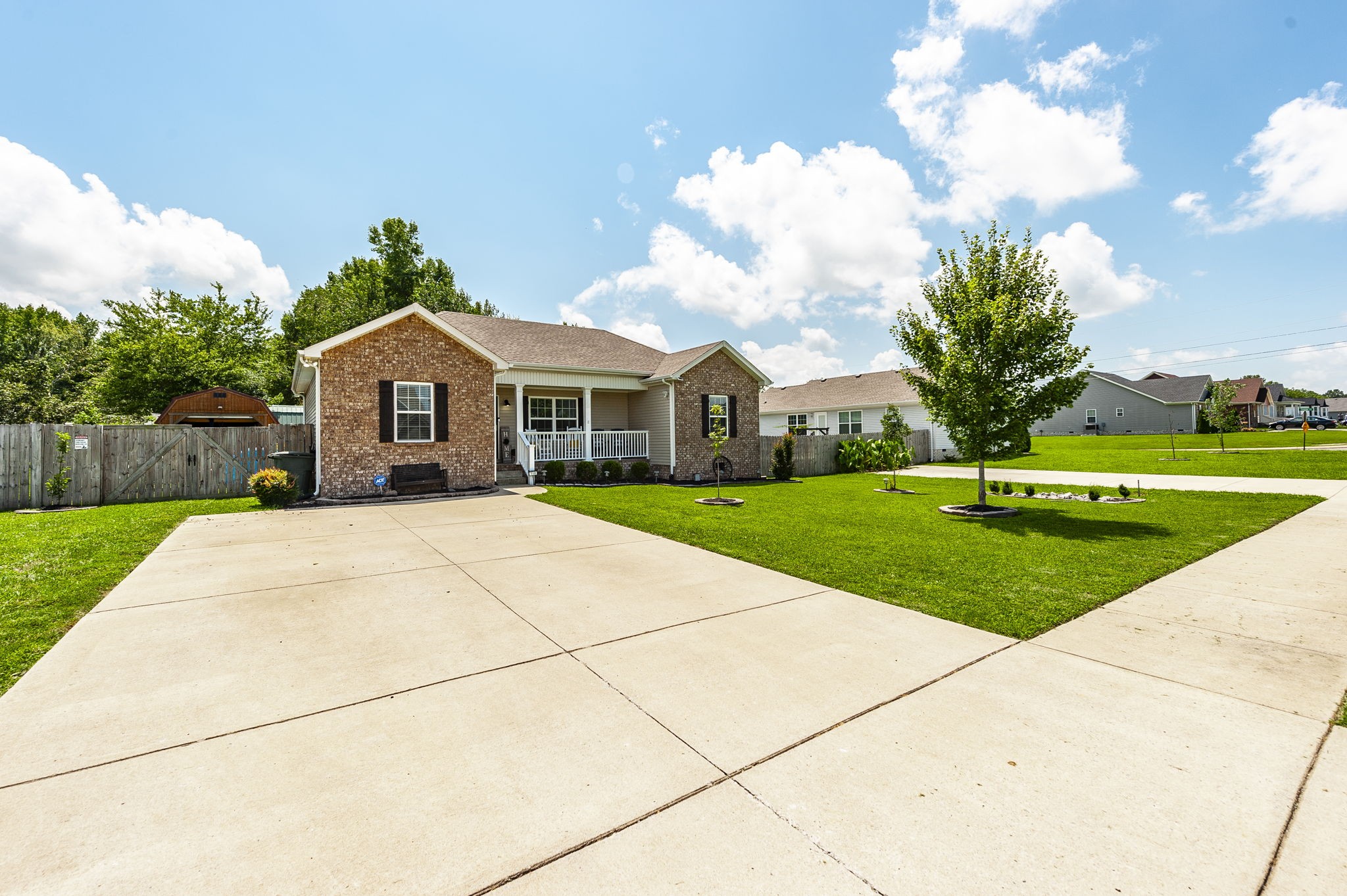 118 Thacker Dr