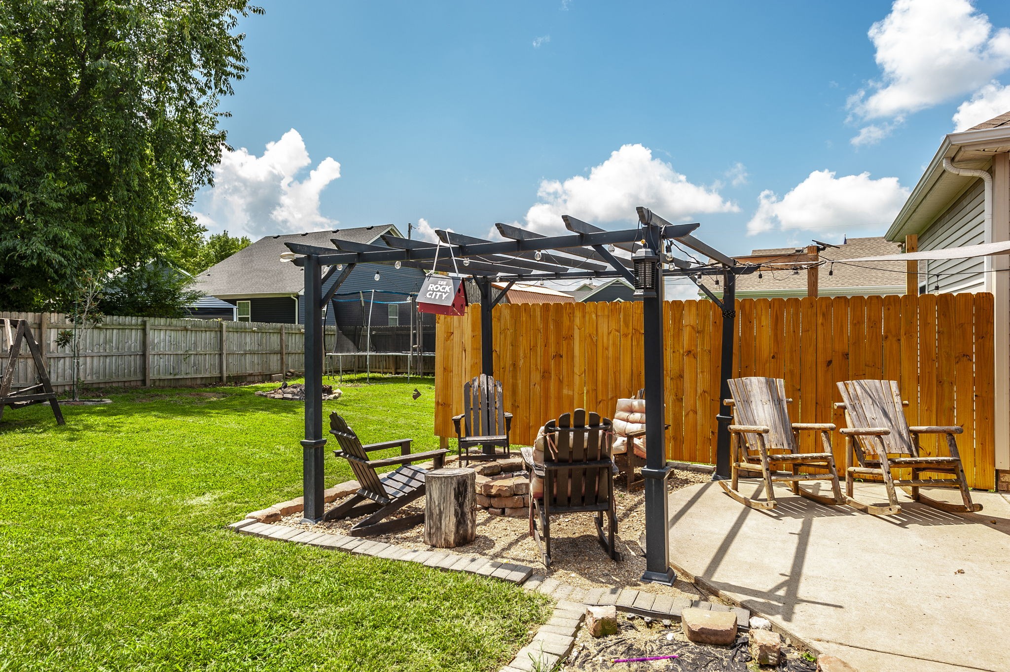 118 Thacker Dr