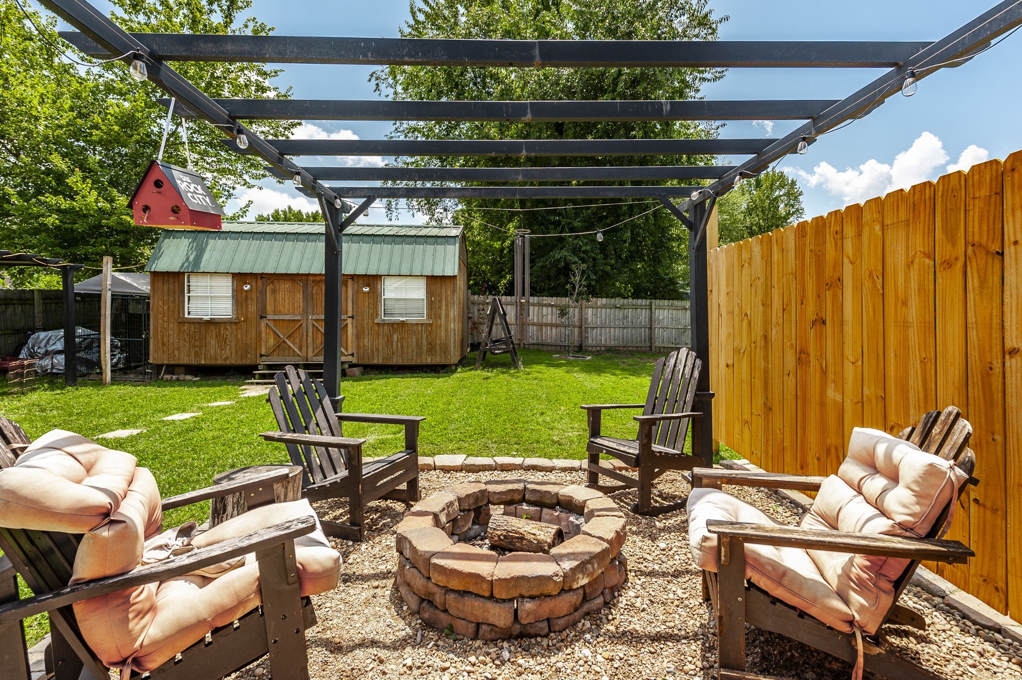 118 Thacker Dr