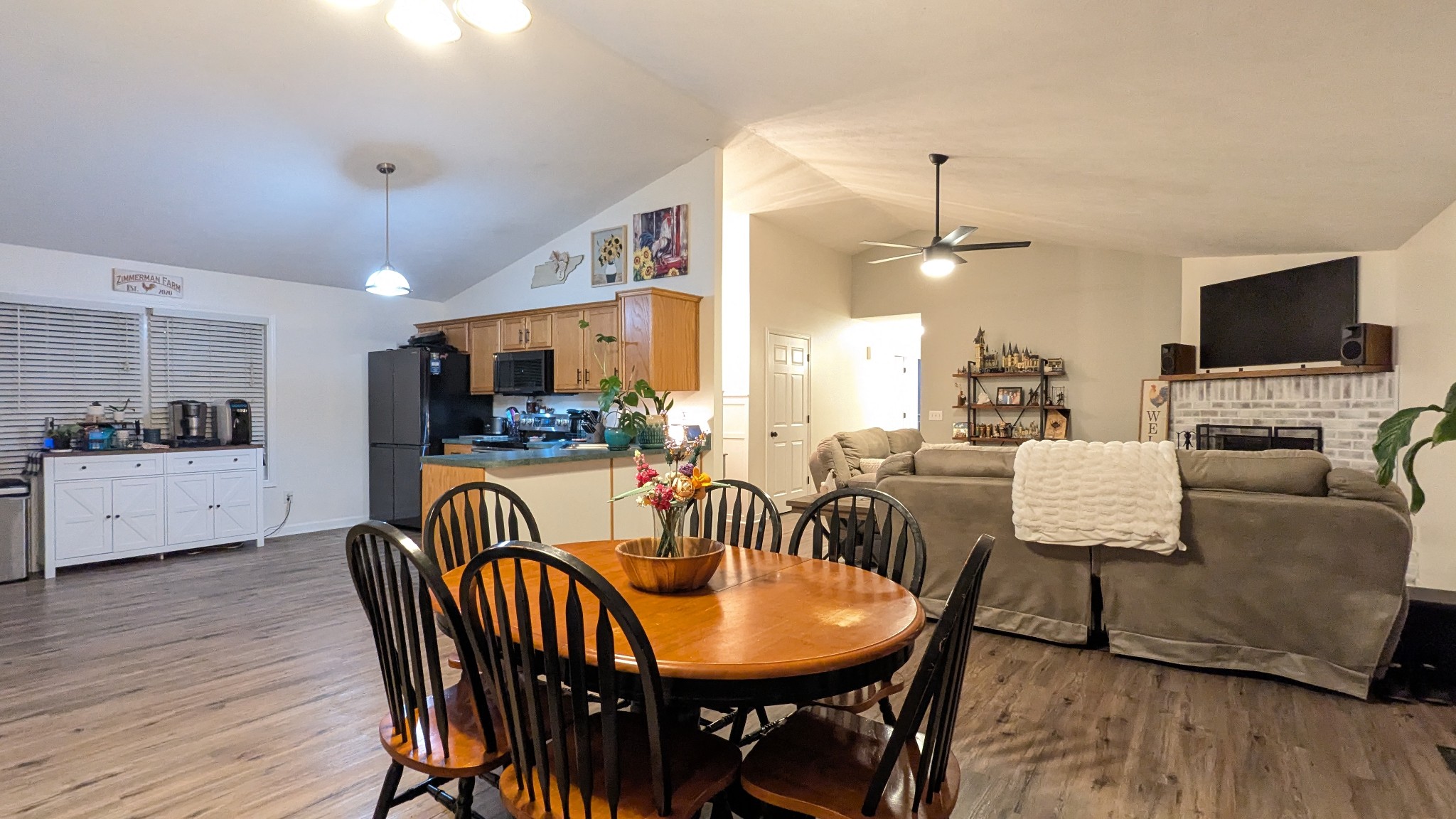1099 N Boiling Springs Pvt Ct