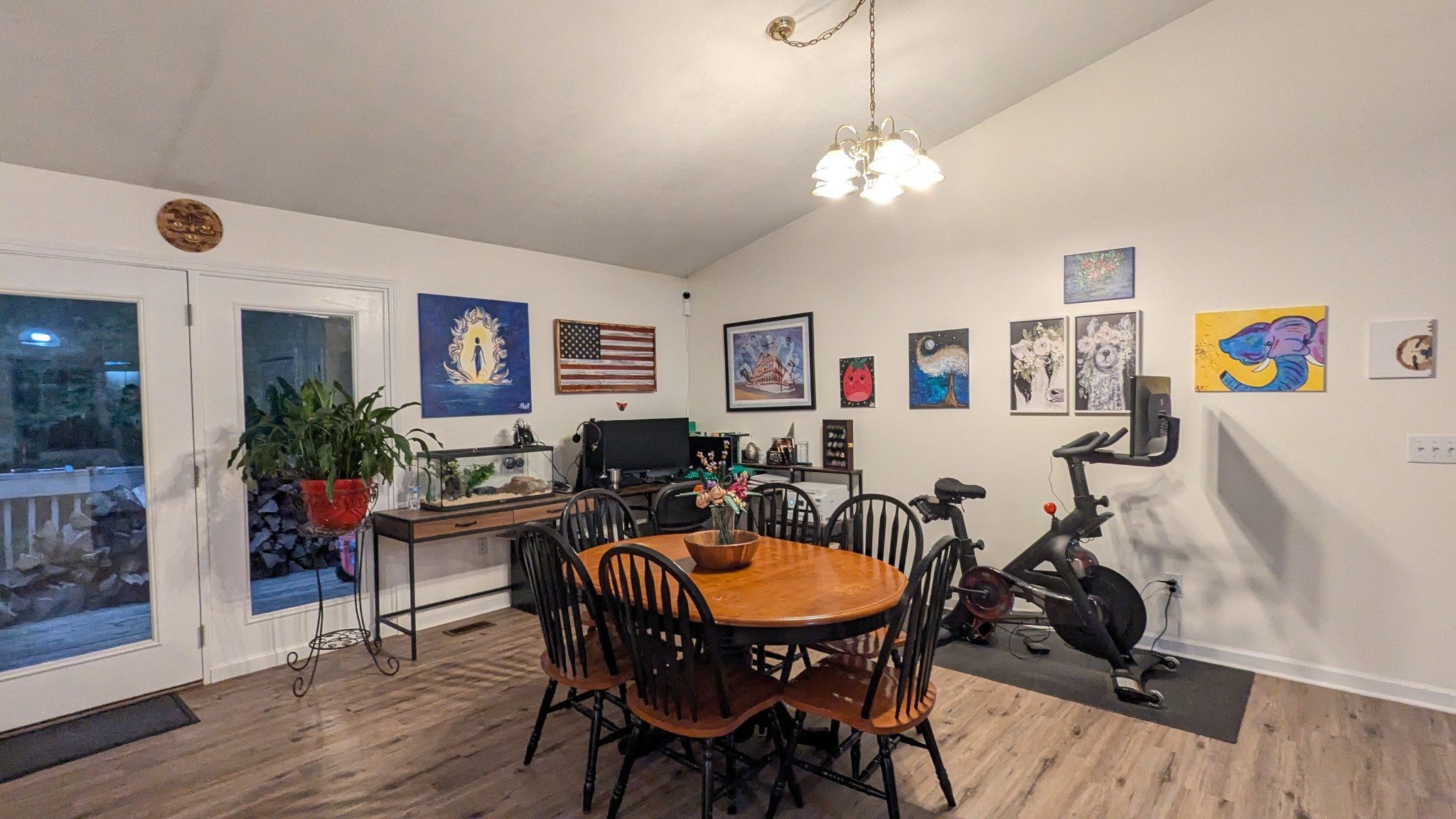 1099 N Boiling Springs Pvt Ct