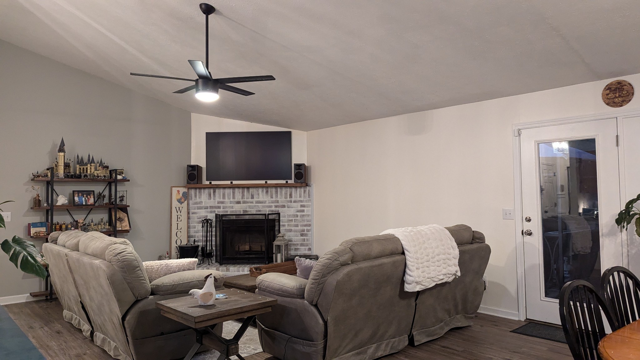 1099 N Boiling Springs Pvt Ct