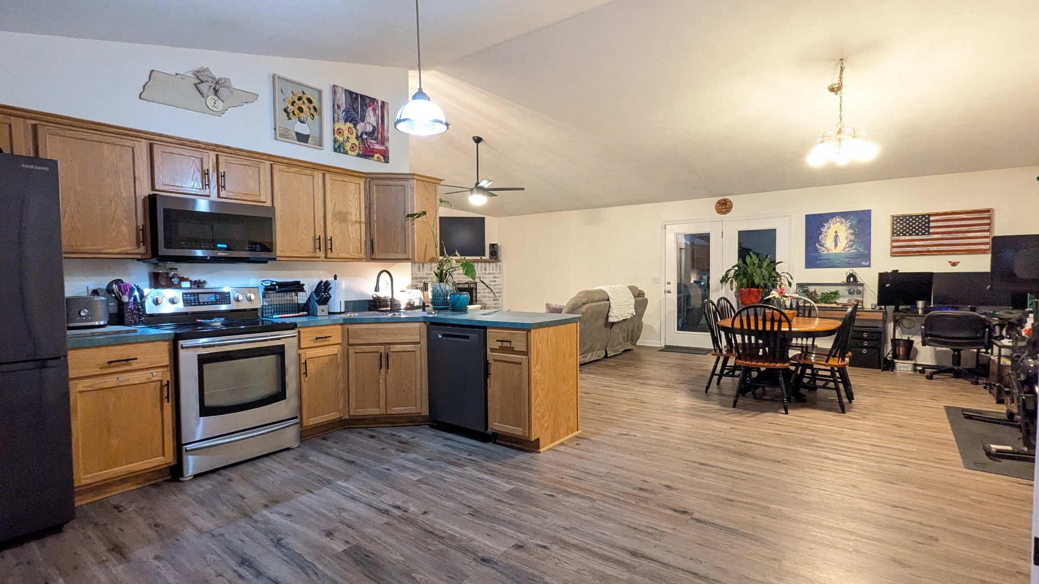 1099 N Boiling Springs Pvt Ct