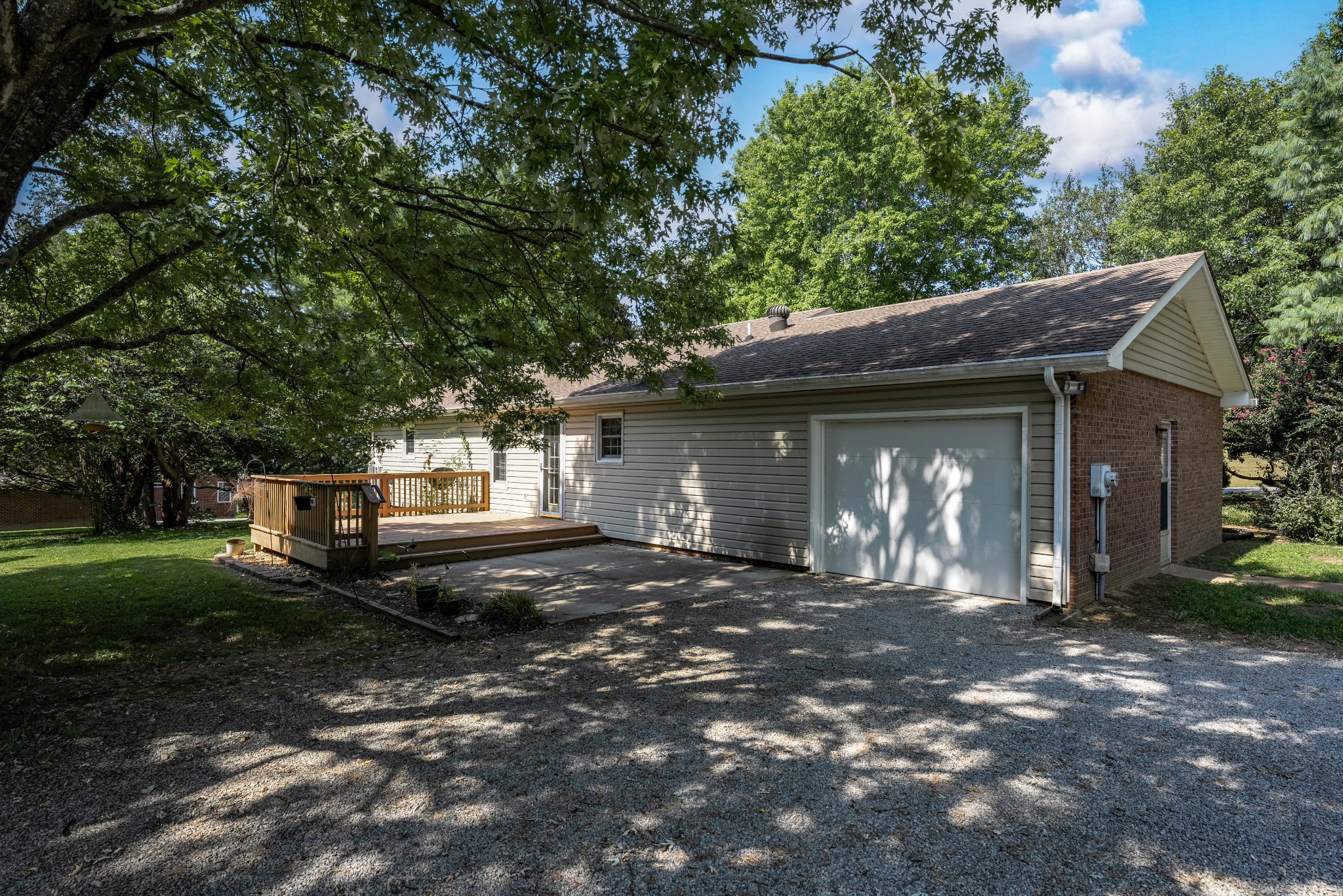 117 Hickory Hill Dr
