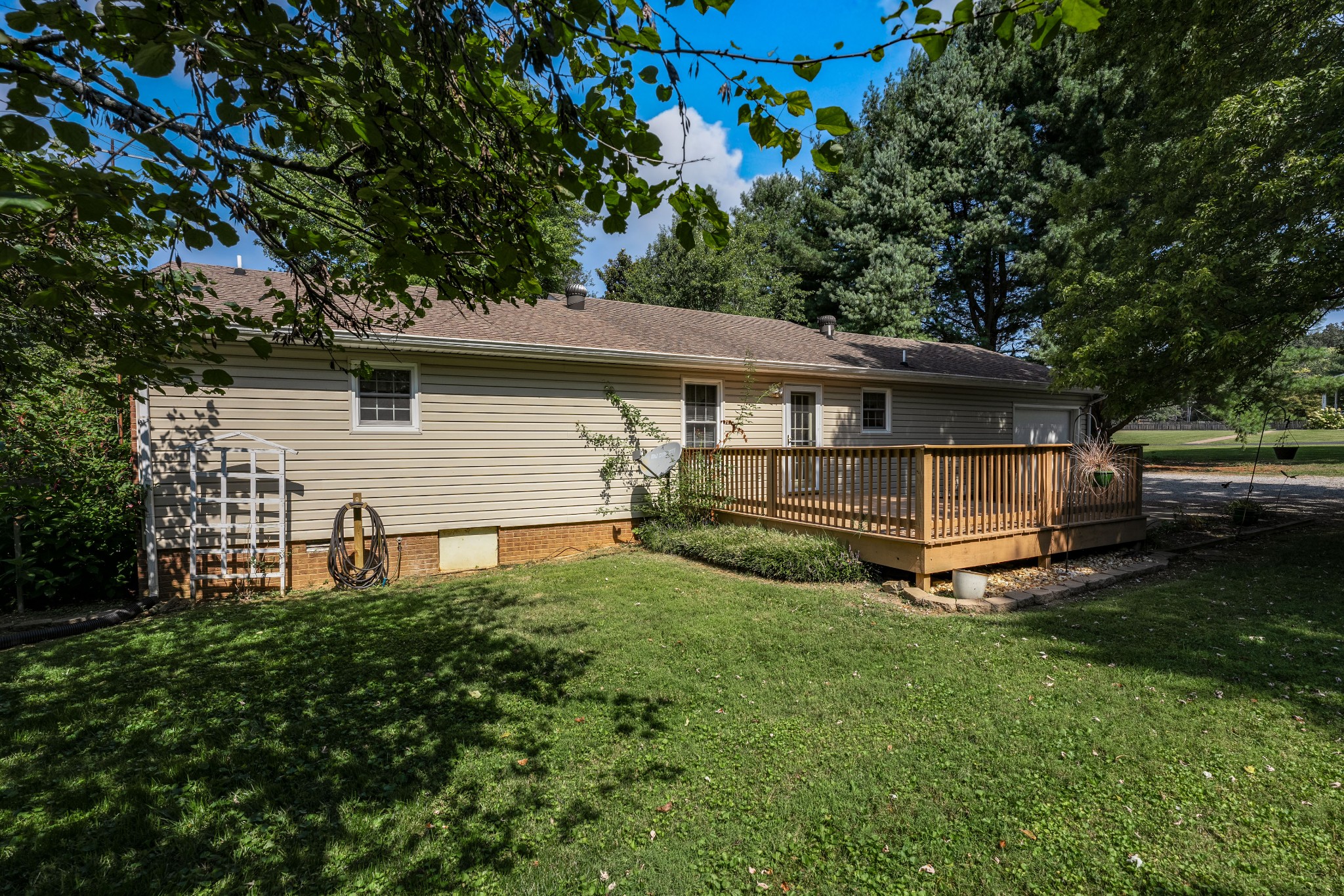 117 Hickory Hill Dr