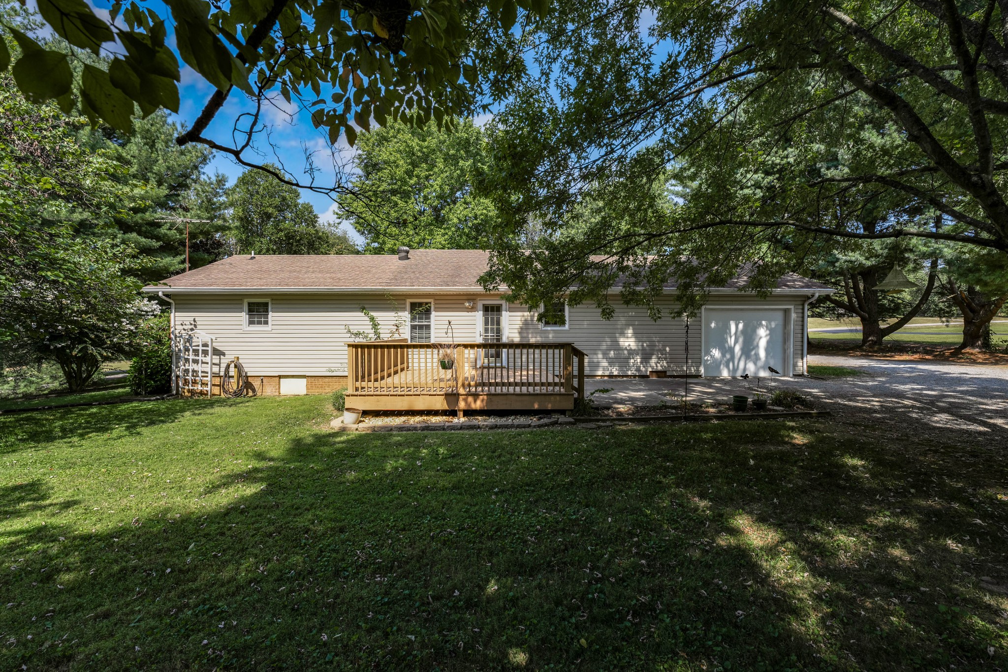 117 Hickory Hill Dr