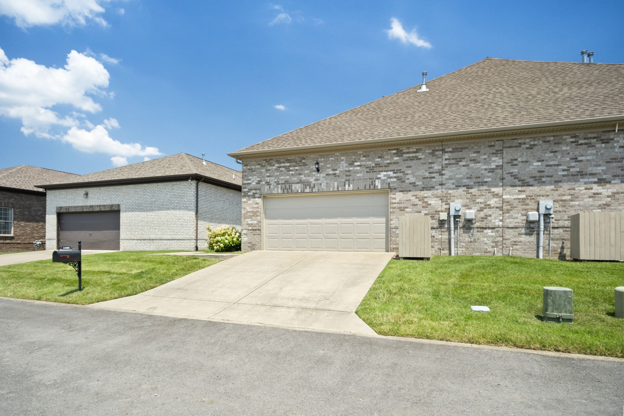 1108 S McMahan Dr