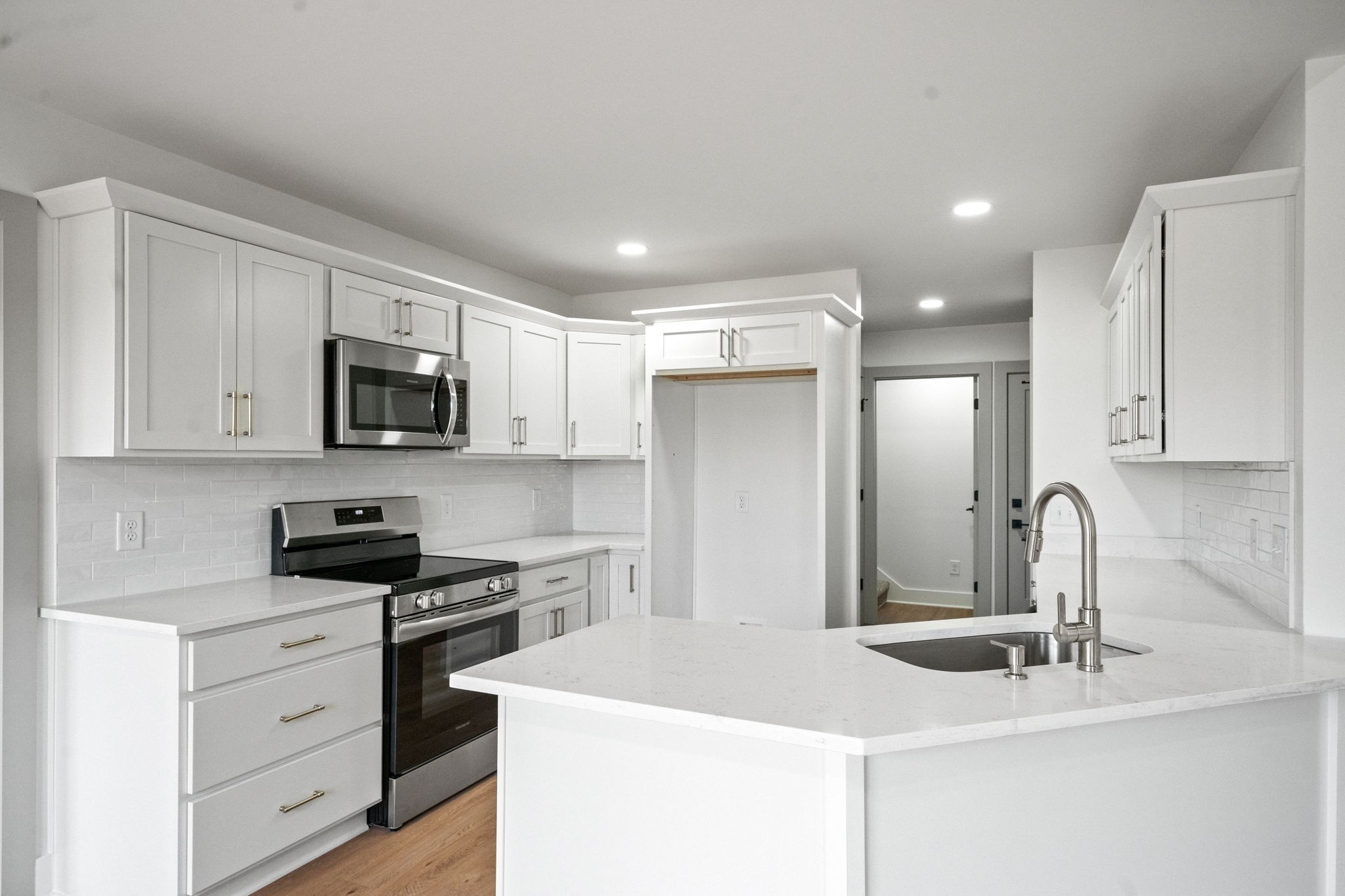4401 Benson Rd