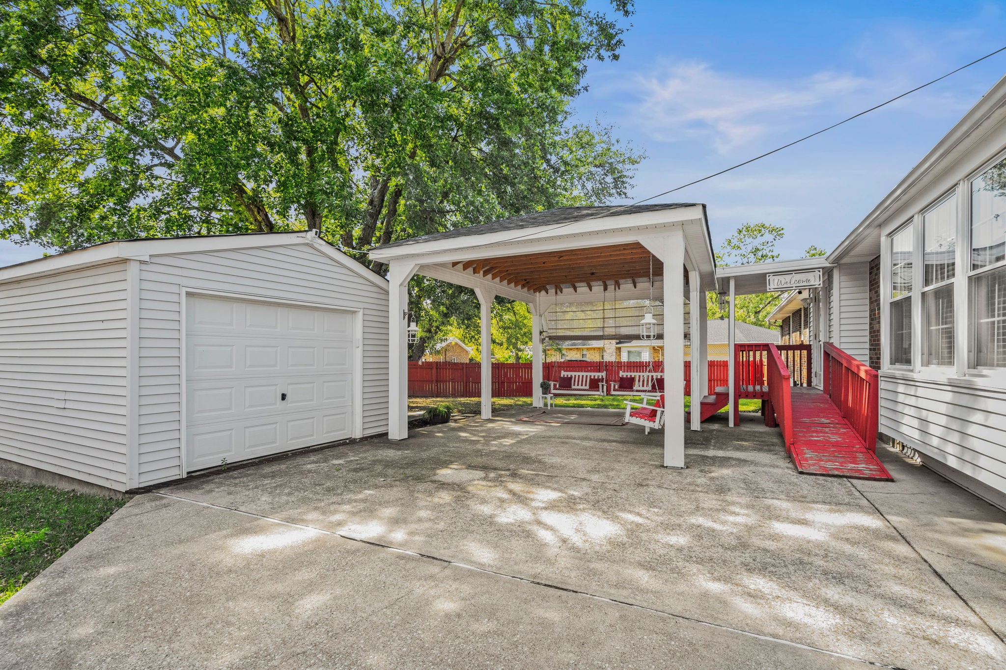 112 Scotch St