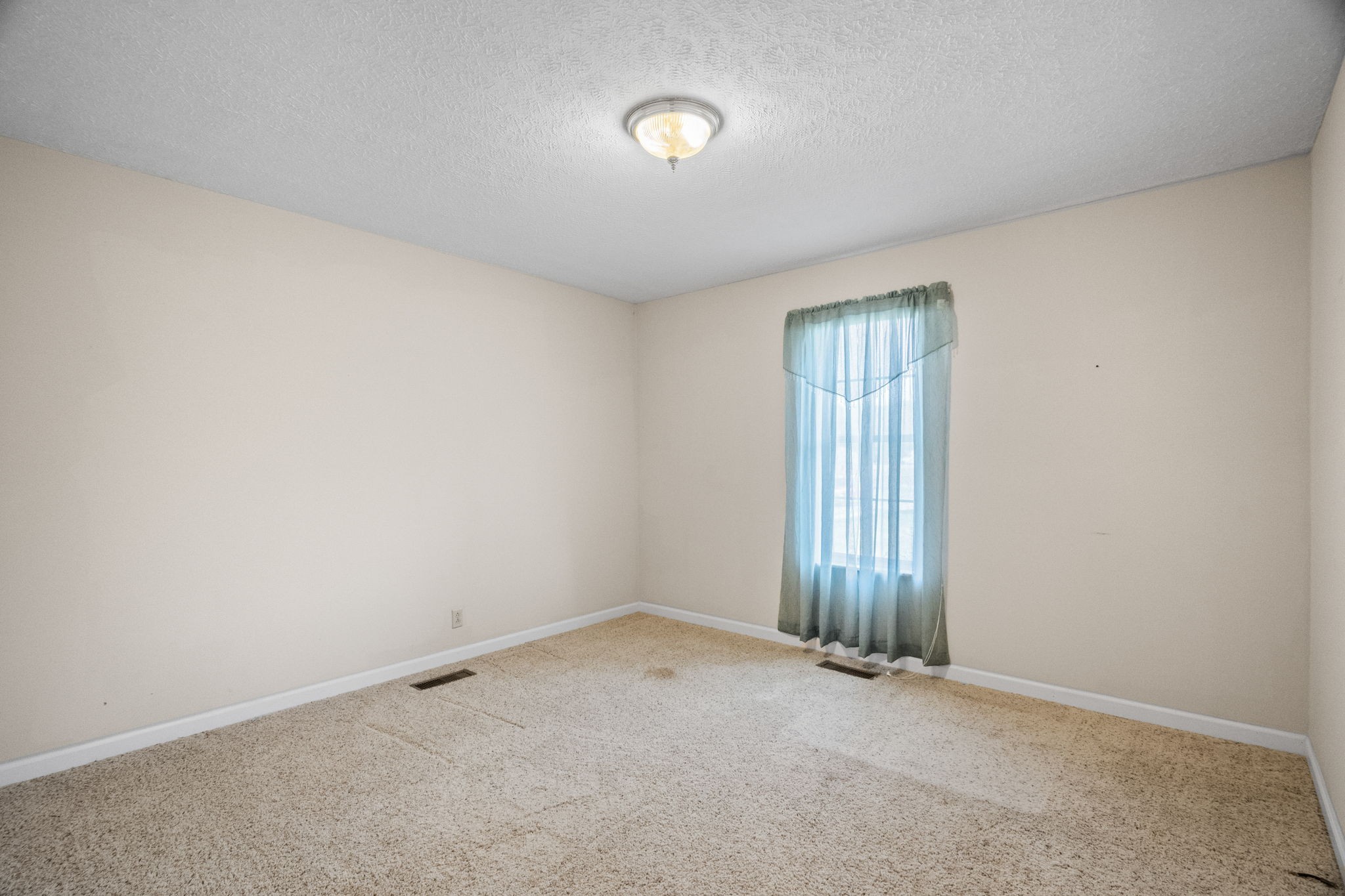 3001 Hwy 109 N