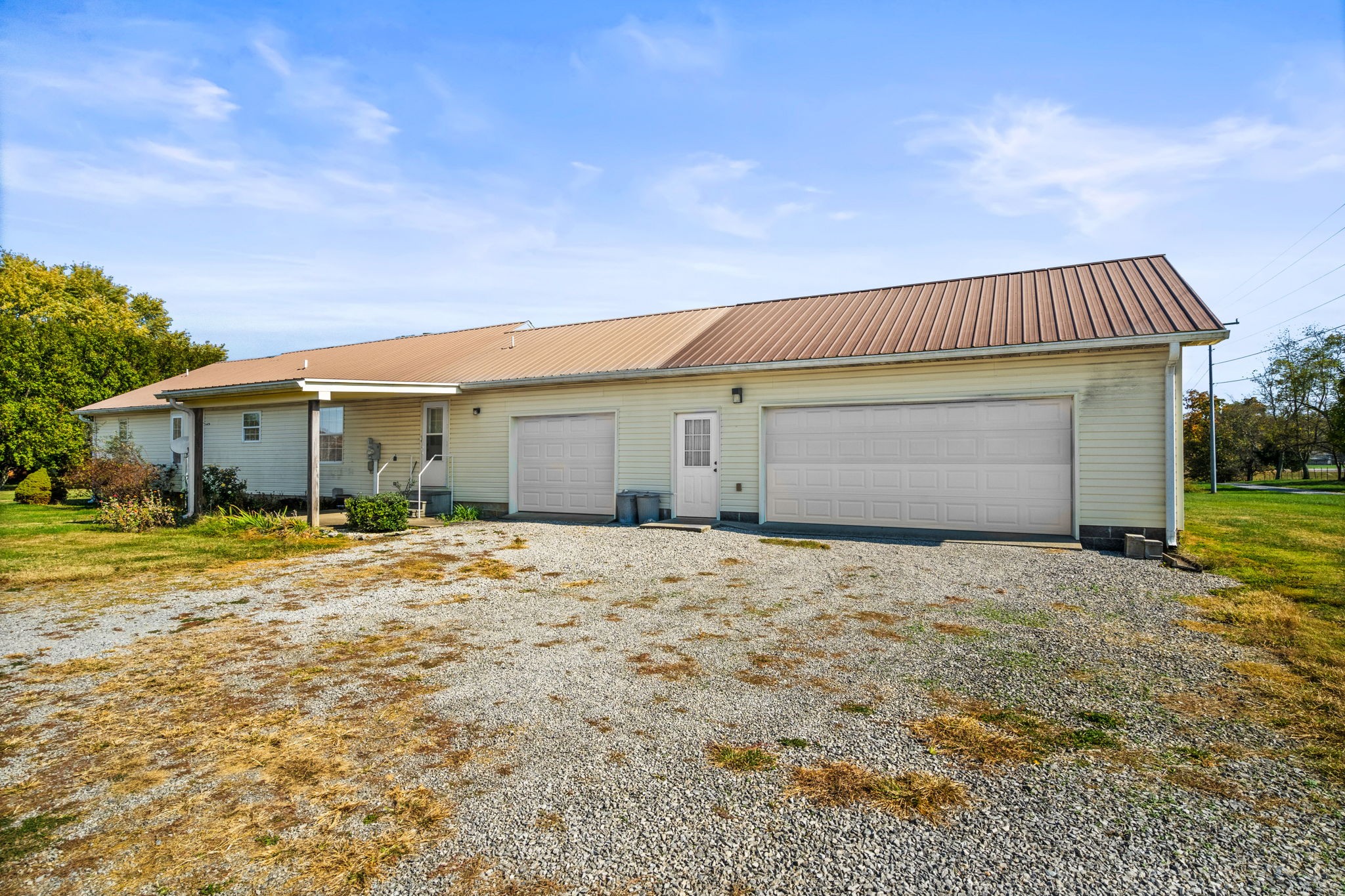 3001 Hwy 109 N