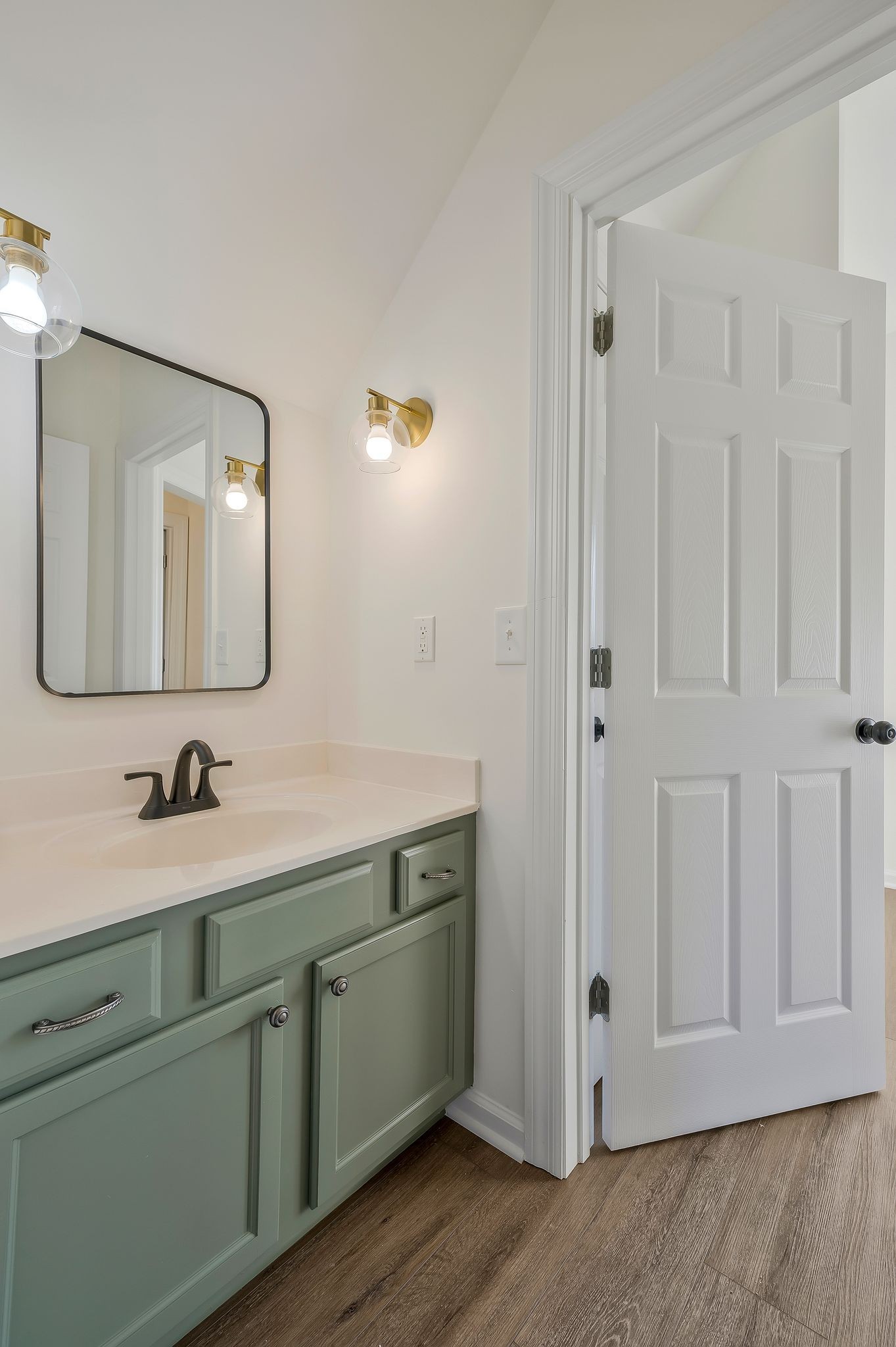 303 Fieldstone Dr