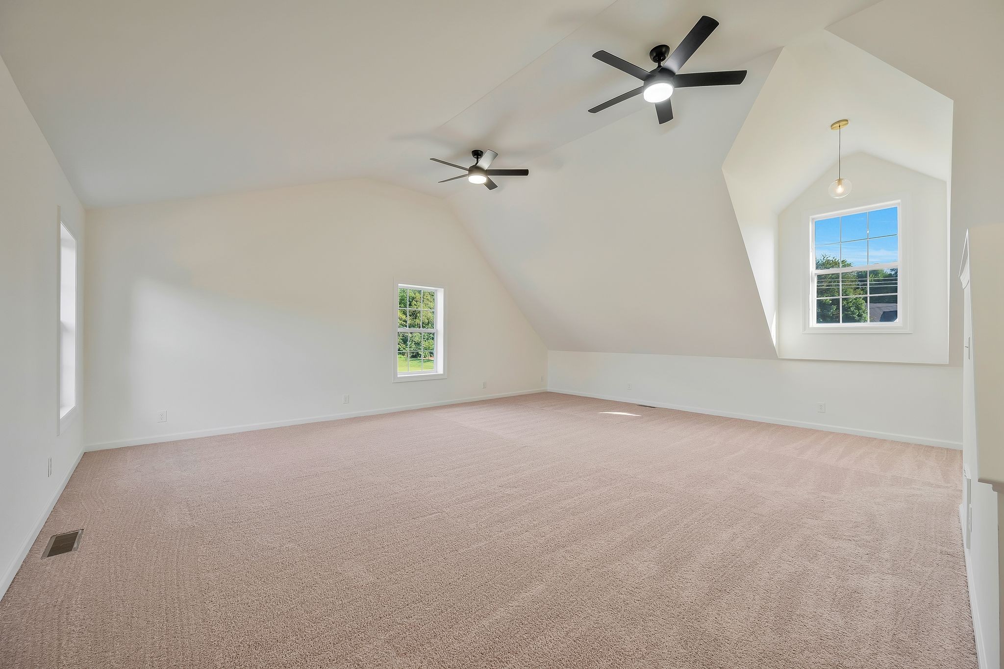 303 Fieldstone Dr