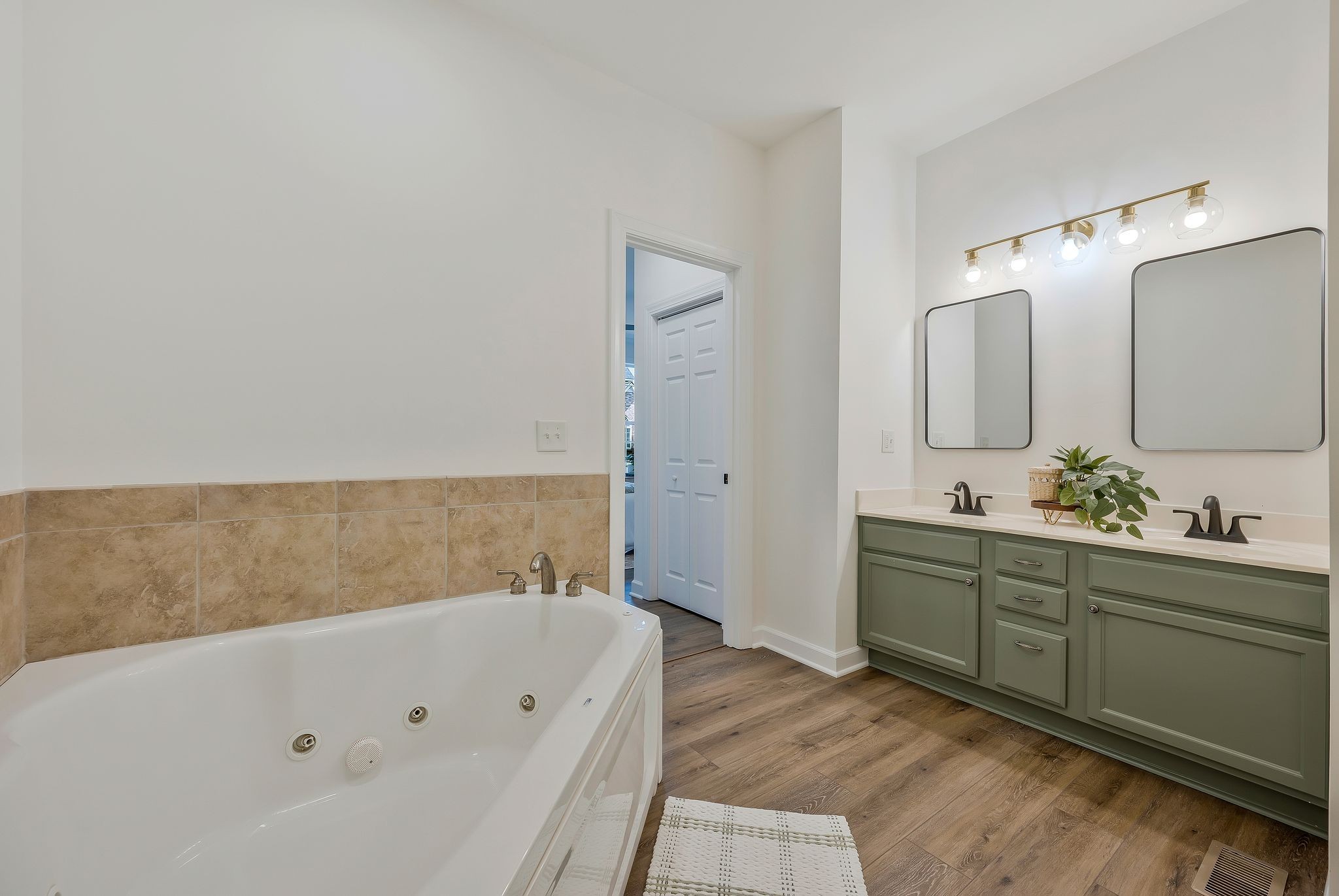 303 Fieldstone Dr