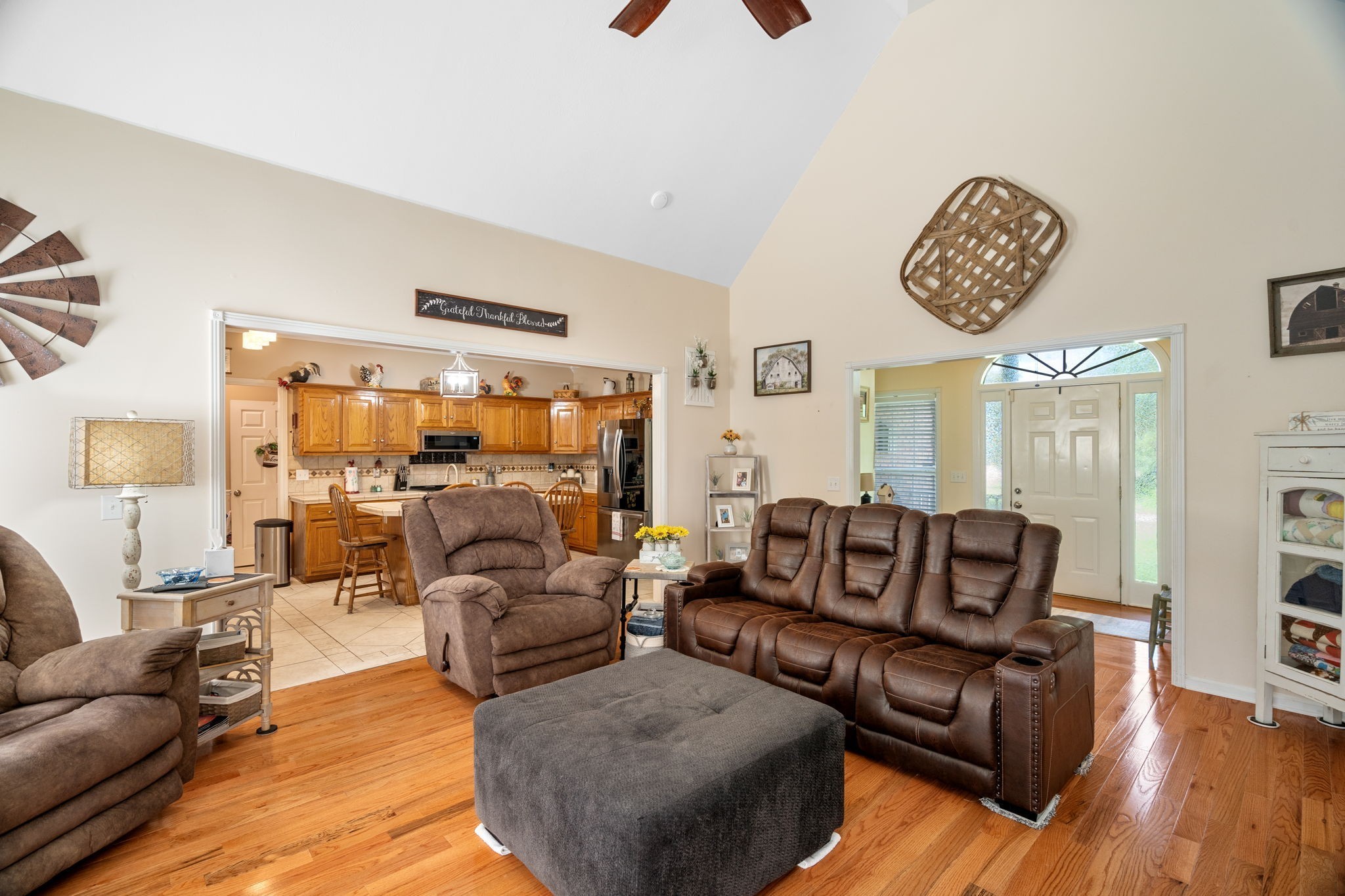108 Lyon Dr