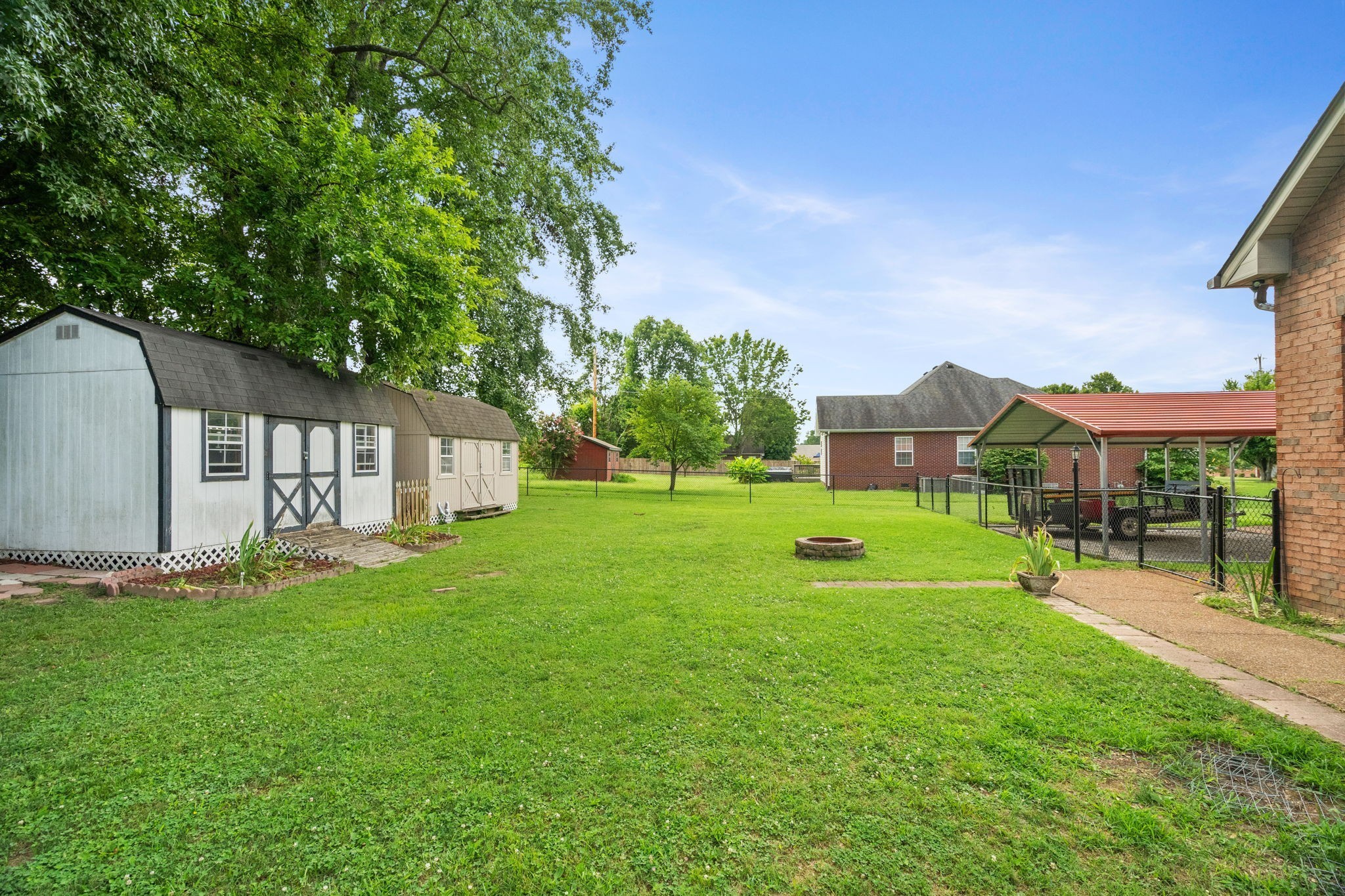 108 Lyon Dr