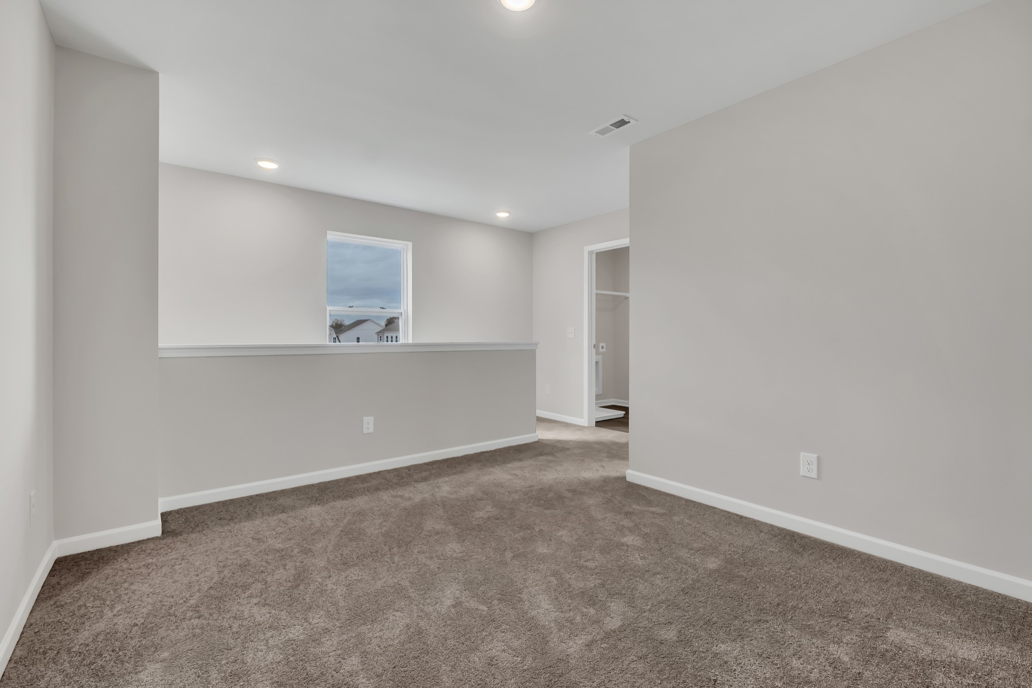 736 Emerson Lane