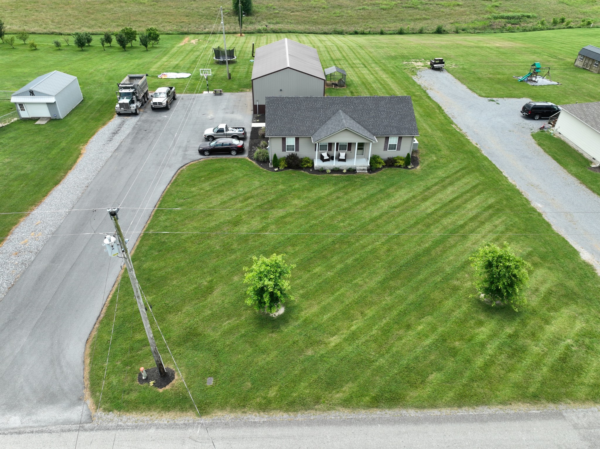 2298 Cave Hollow Rd