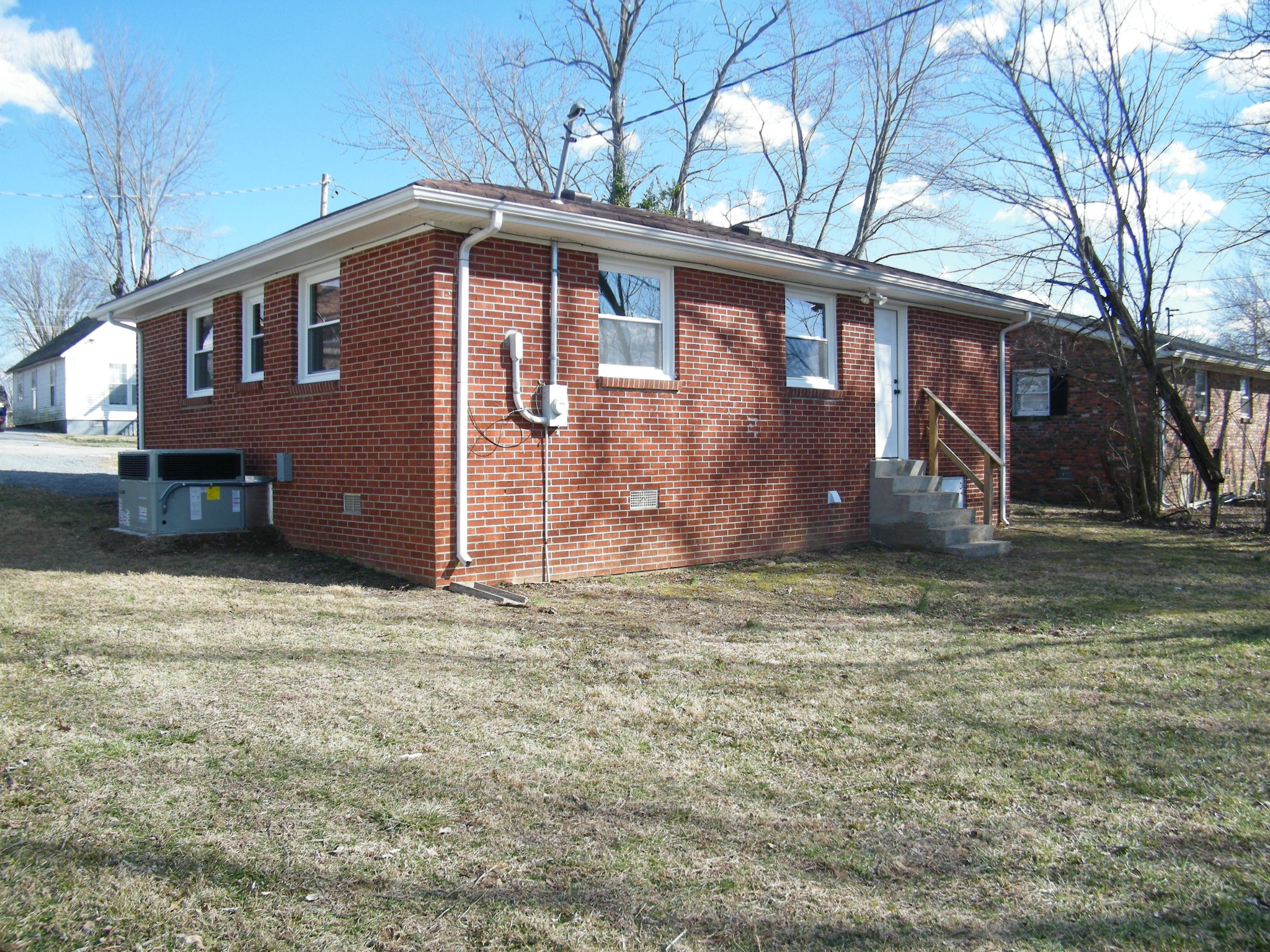 709 Haley St