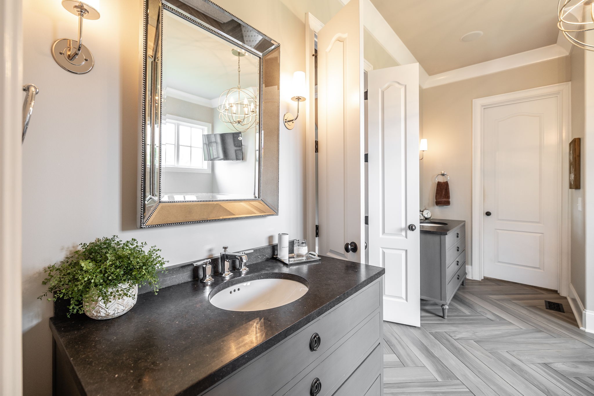 568 Forest Retreat Rd