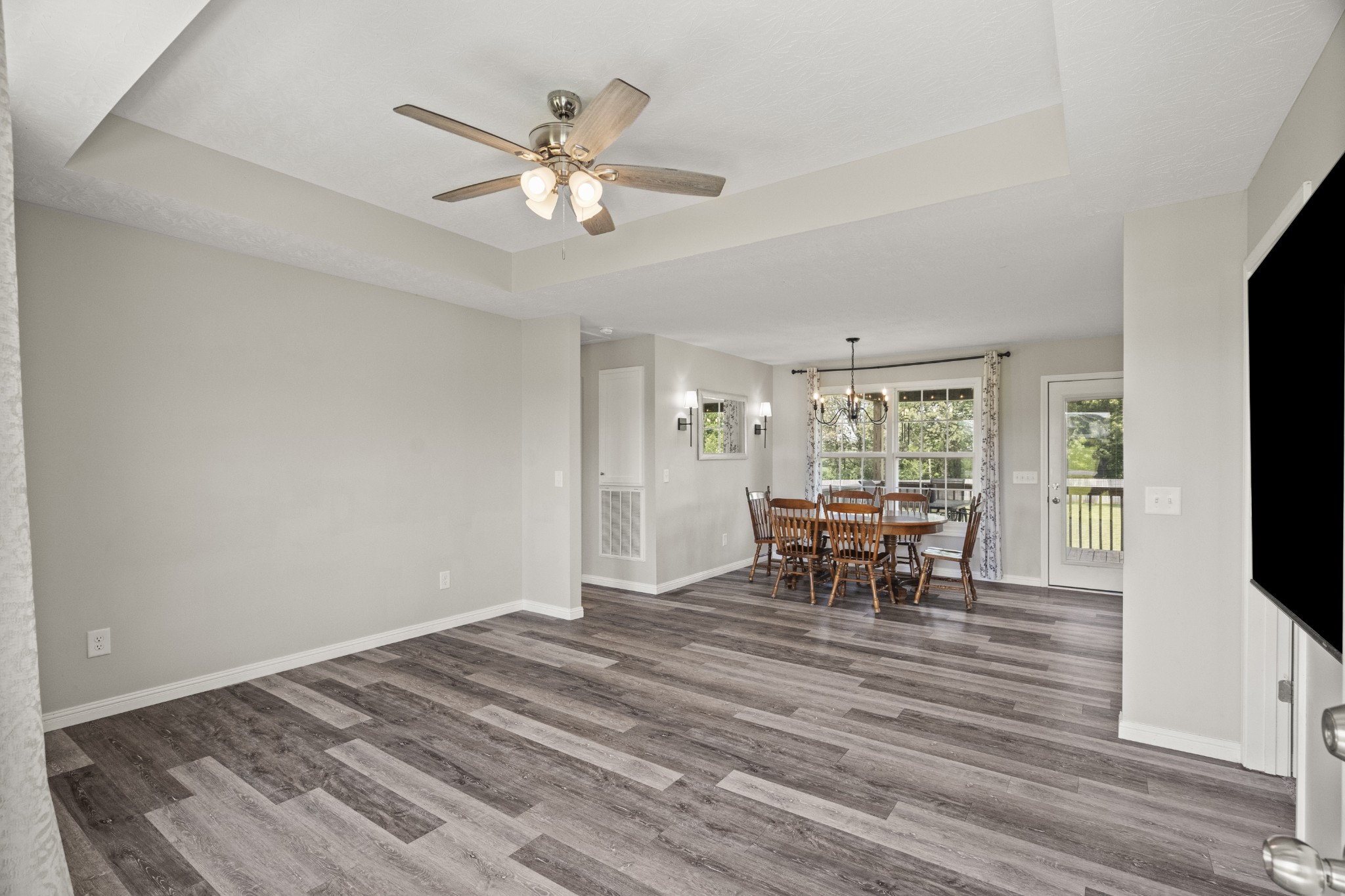 113 Breanna Blvd