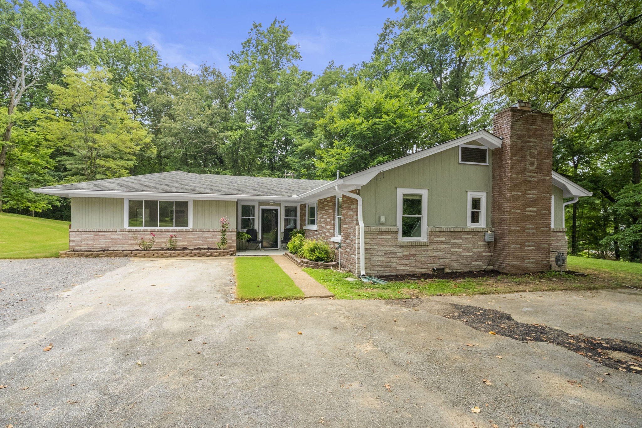 132 Highland Dr
