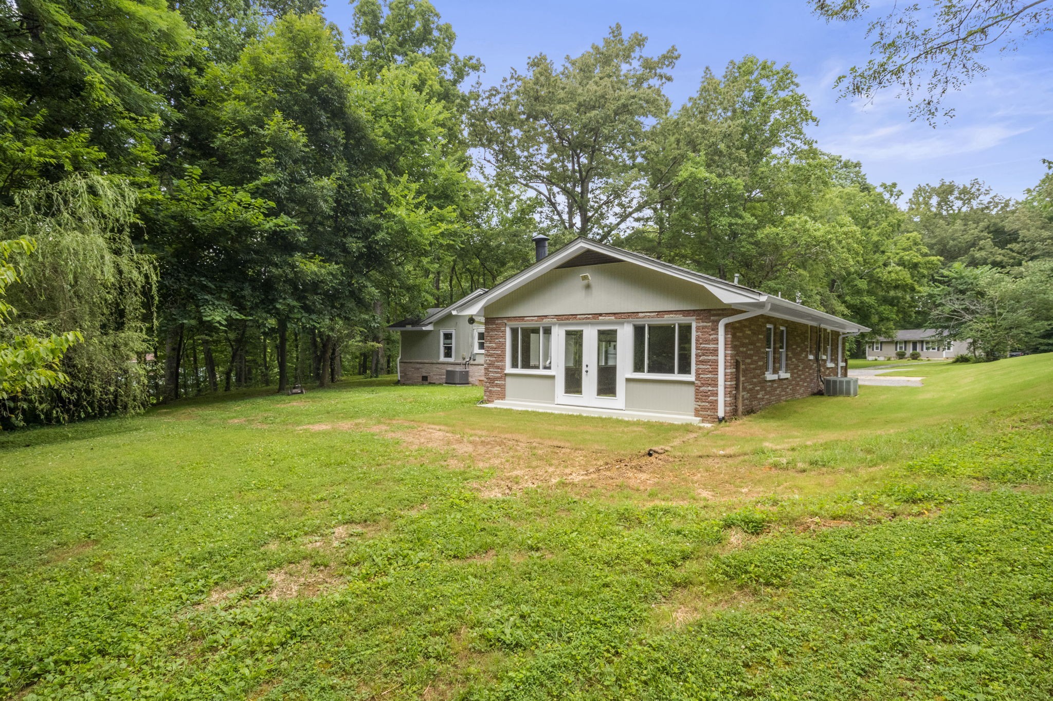 132 Highland Dr