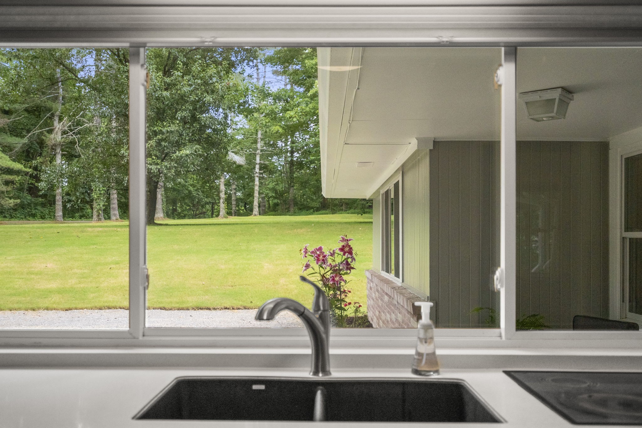 132 Highland Dr