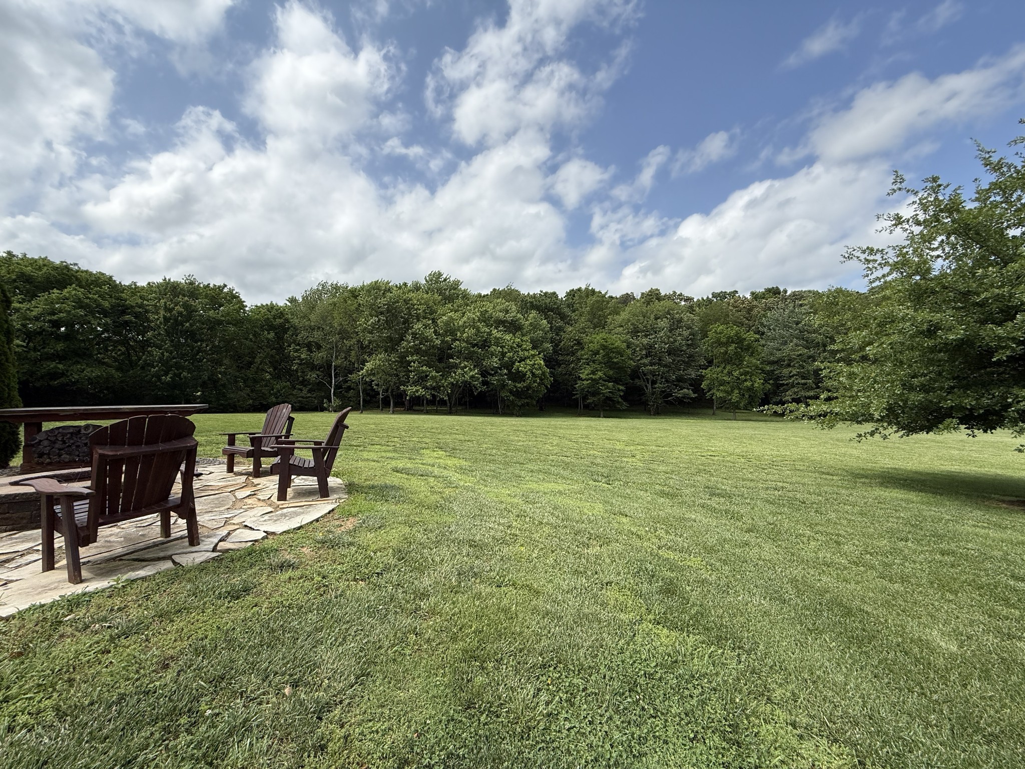334 N Centerpoint Rd