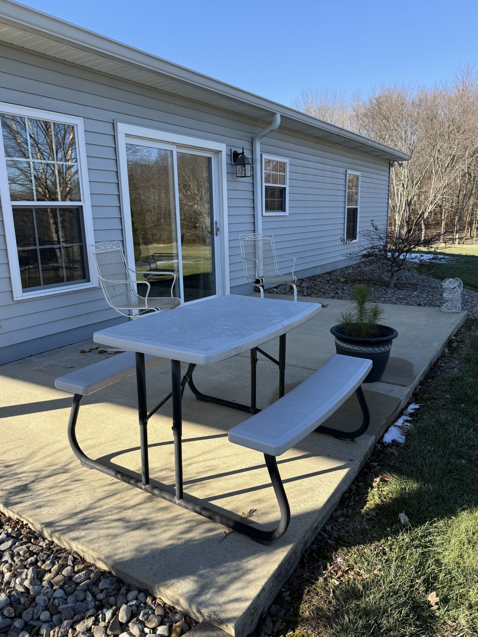 334 N Centerpoint Rd