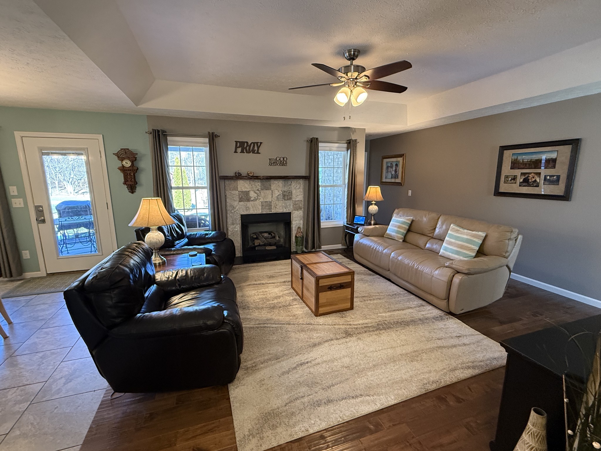 334 N Centerpoint Rd