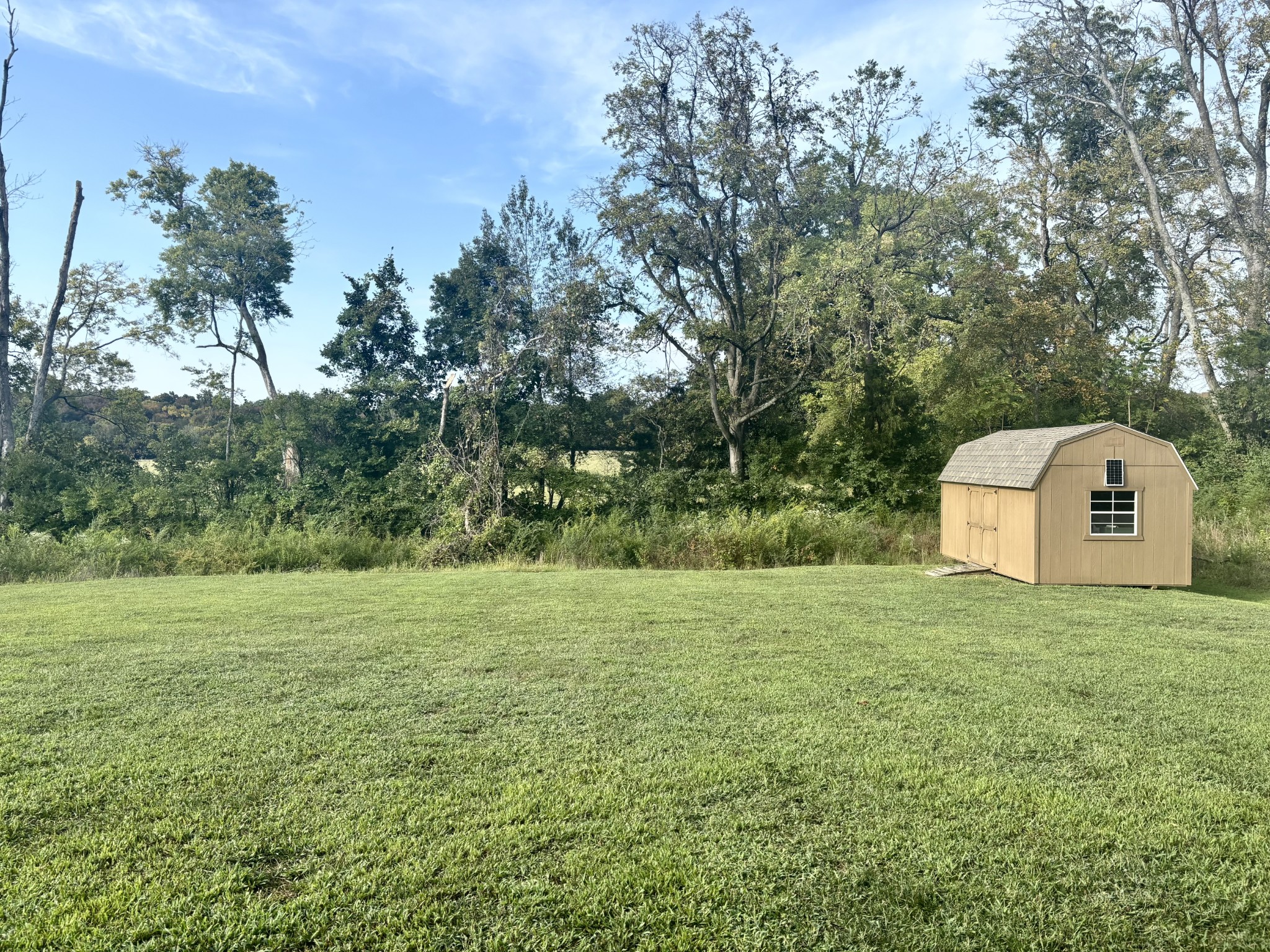 560 Fredericksburg Dr