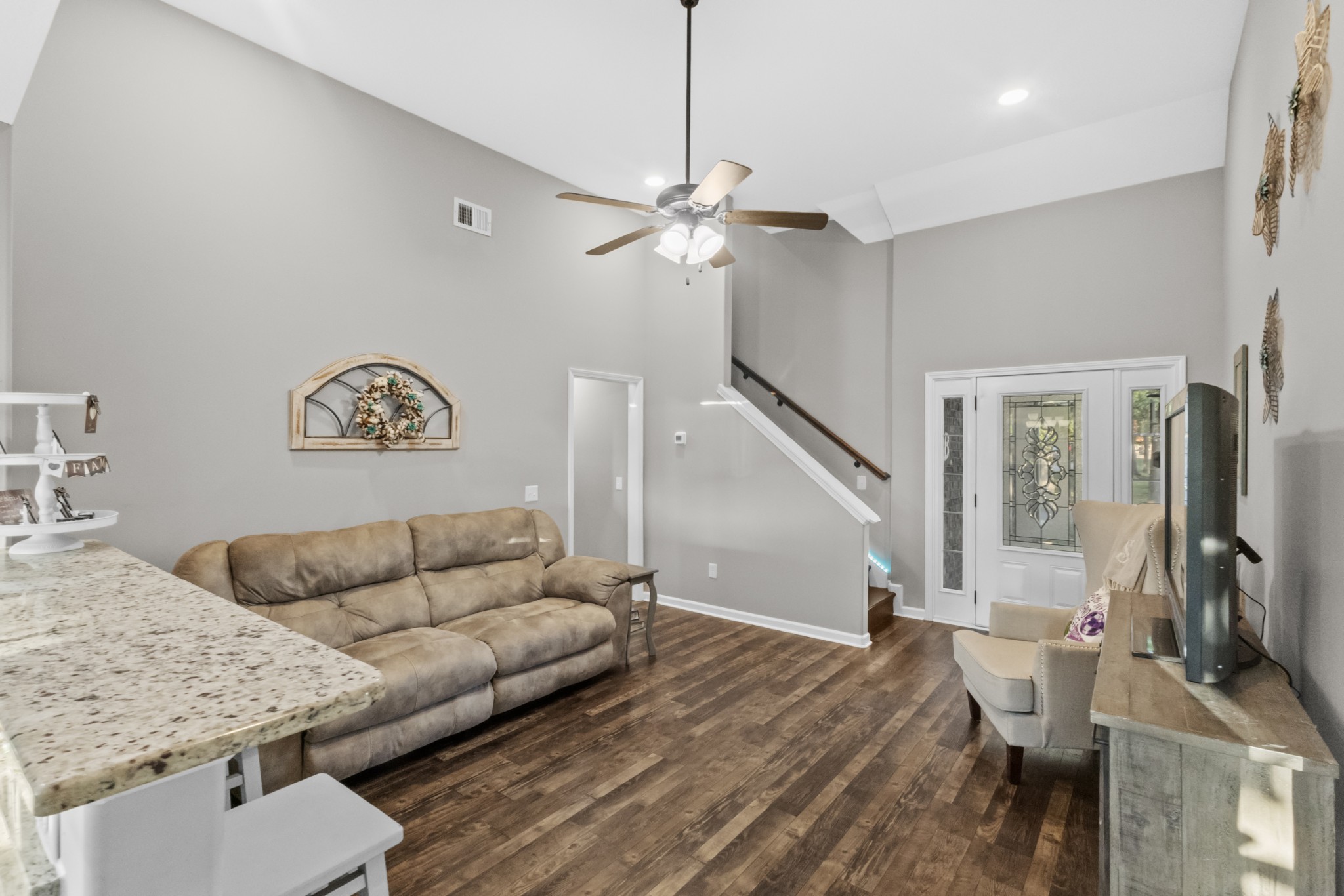 140 Irish Oaks Dr