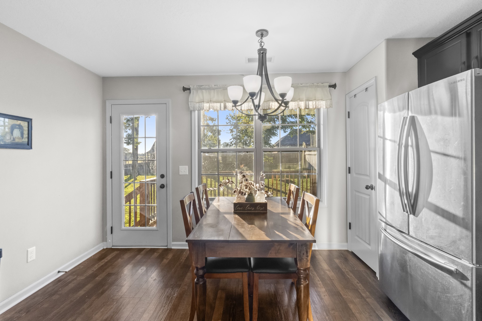 140 Irish Oaks Dr