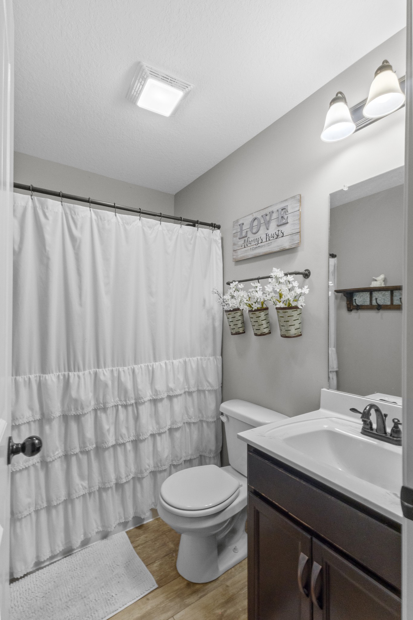 140 Irish Oaks Dr
