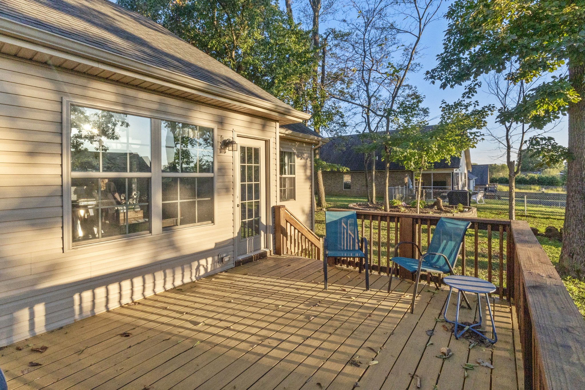 140 Irish Oaks Dr