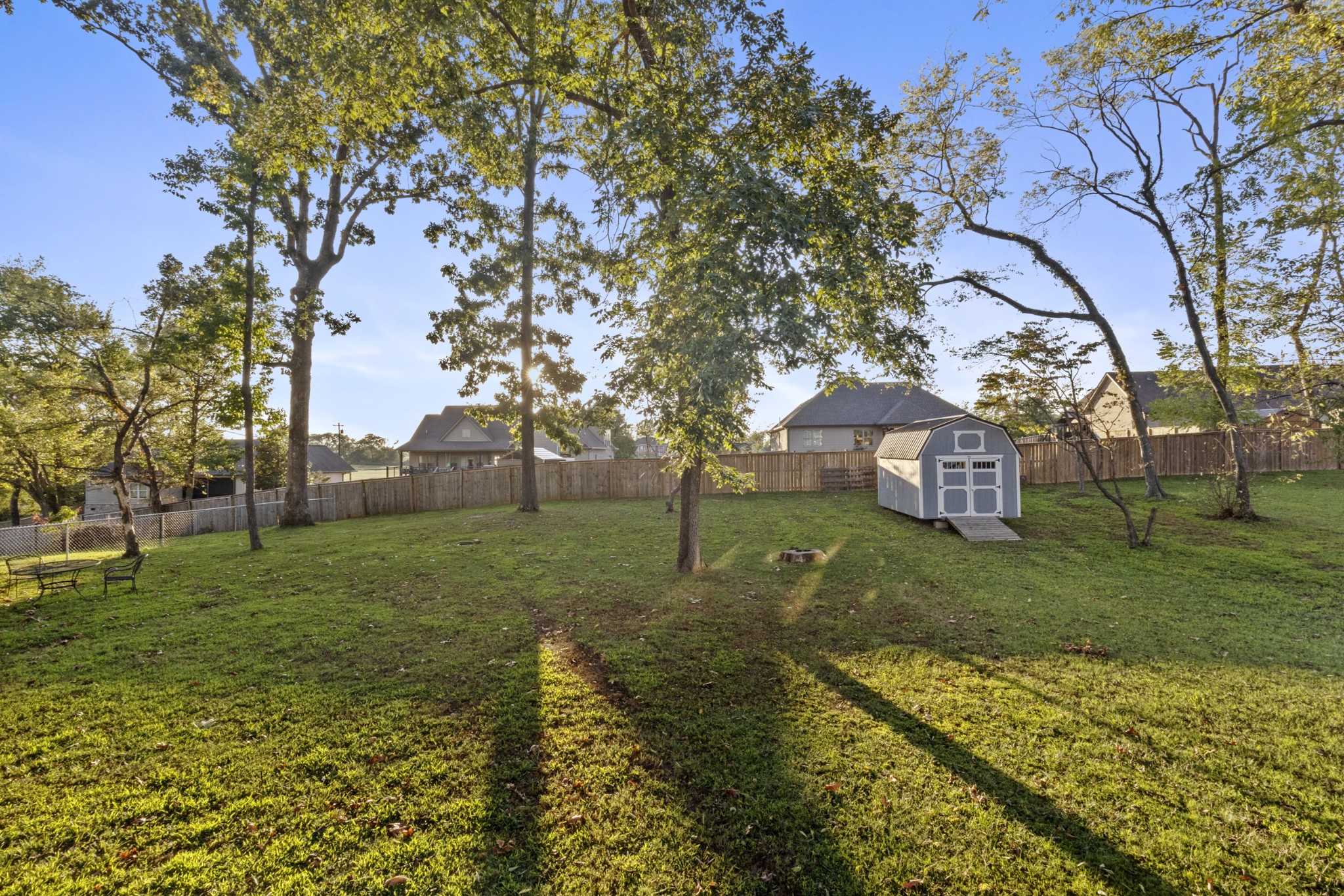 140 Irish Oaks Dr