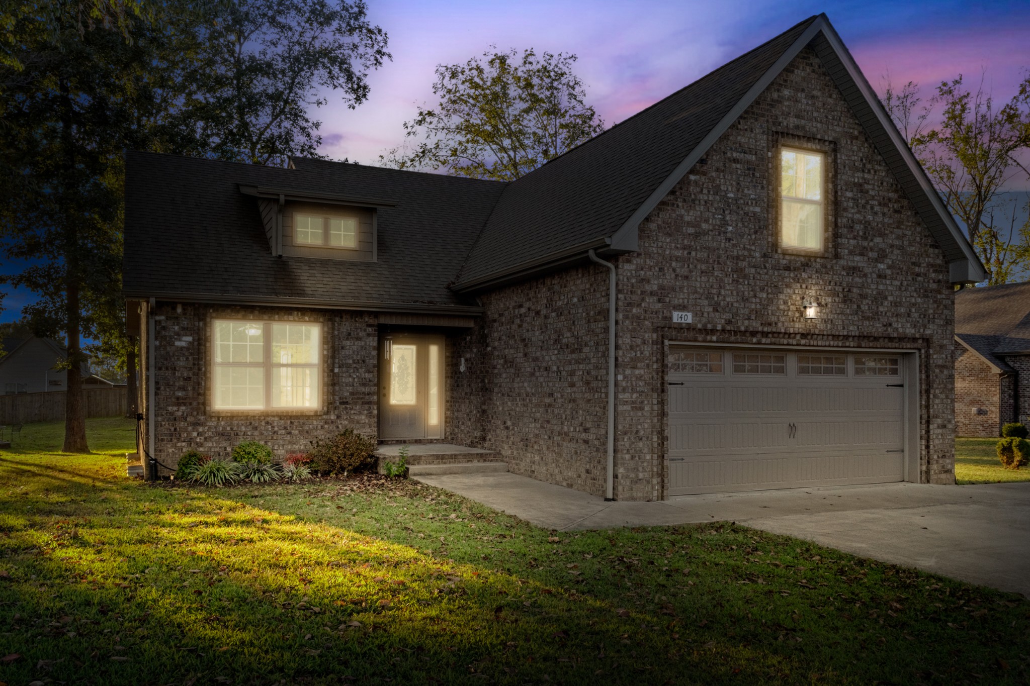 140 Irish Oaks Dr