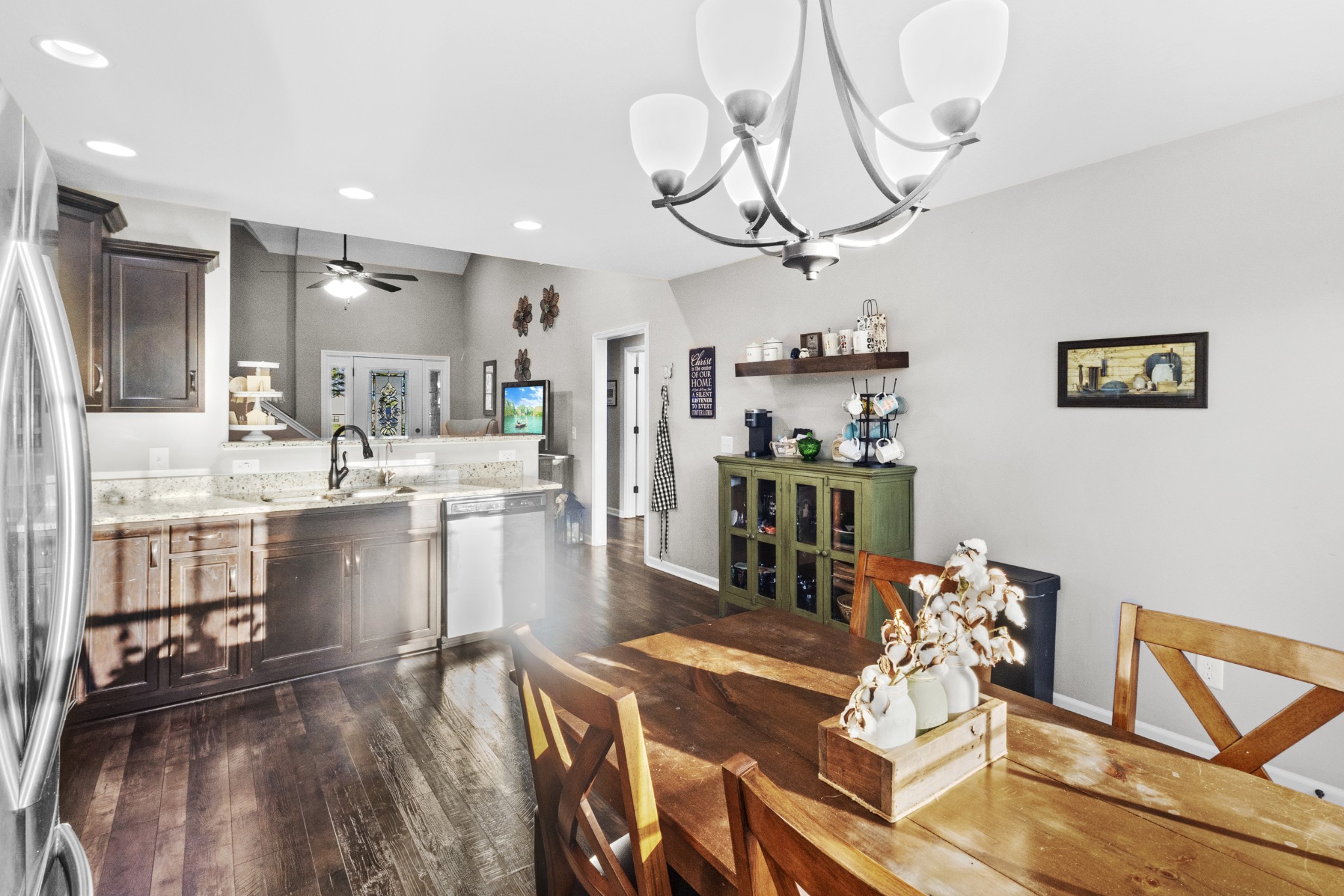 140 Irish Oaks Dr